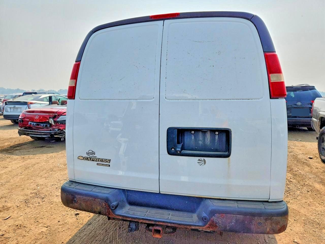 2014 Chevrolet Express White vin: 1GCZGUCG6E1164308