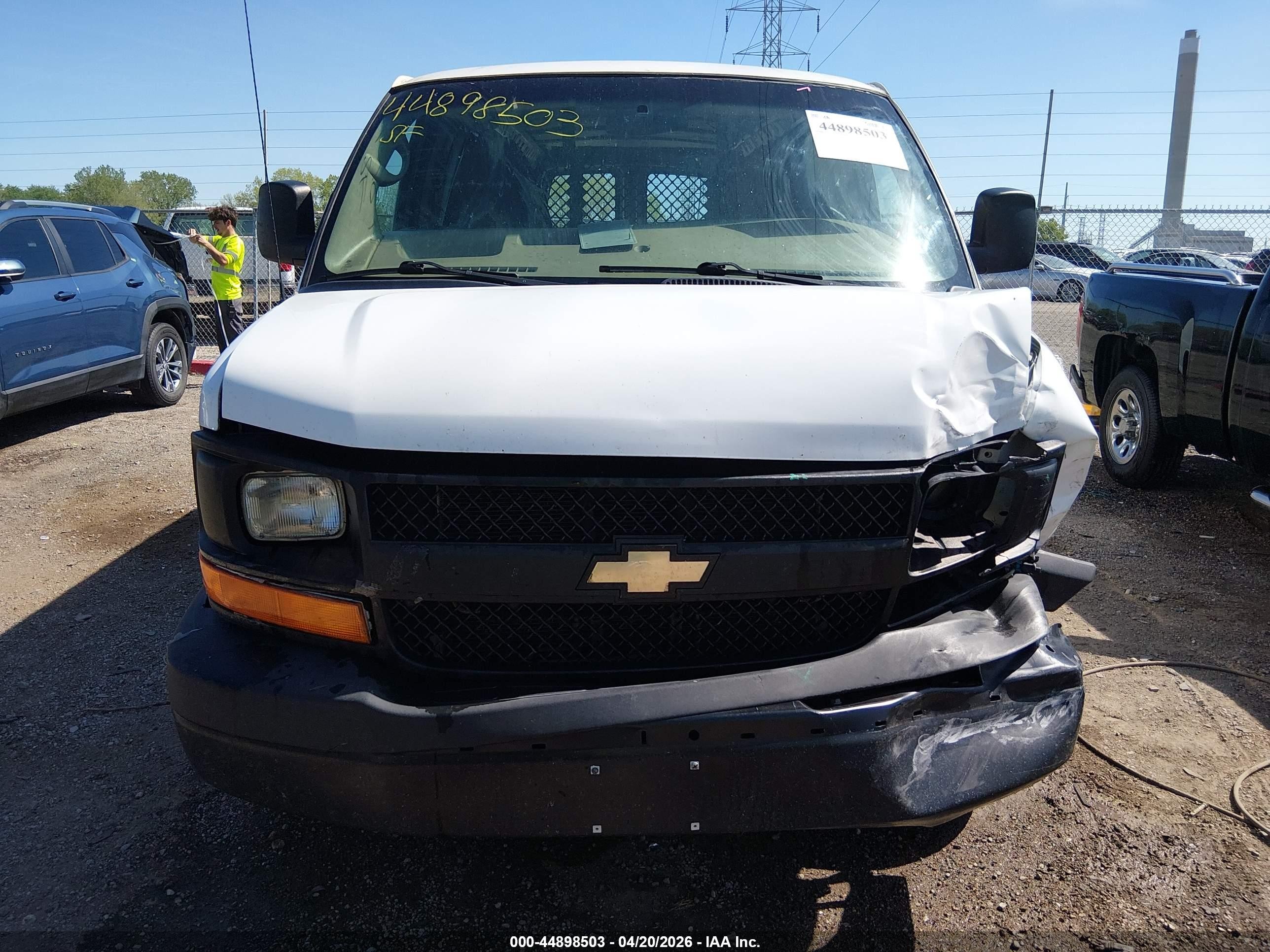 2015 Chevrolet Express 3500 Work Van White vin: 1GCZGUCG9F1146483