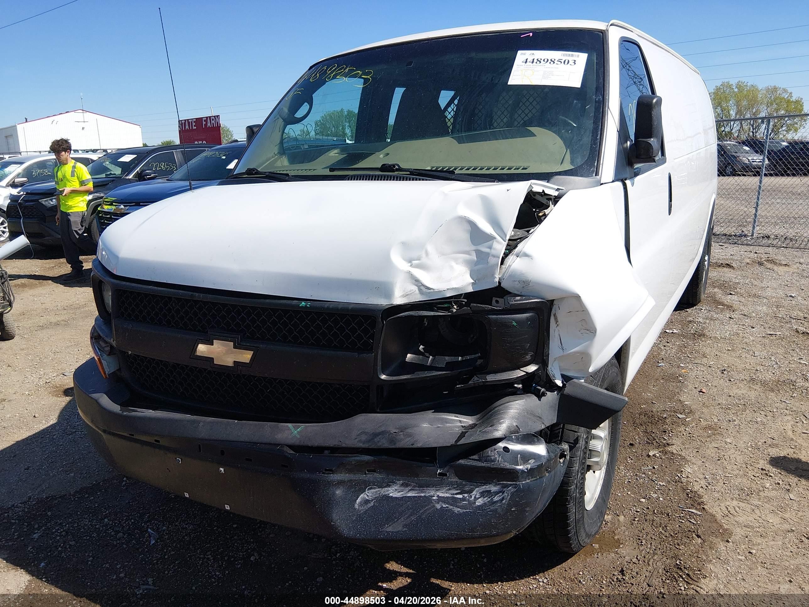 2015 Chevrolet Express 3500 Work Van White vin: 1GCZGUCG9F1146483