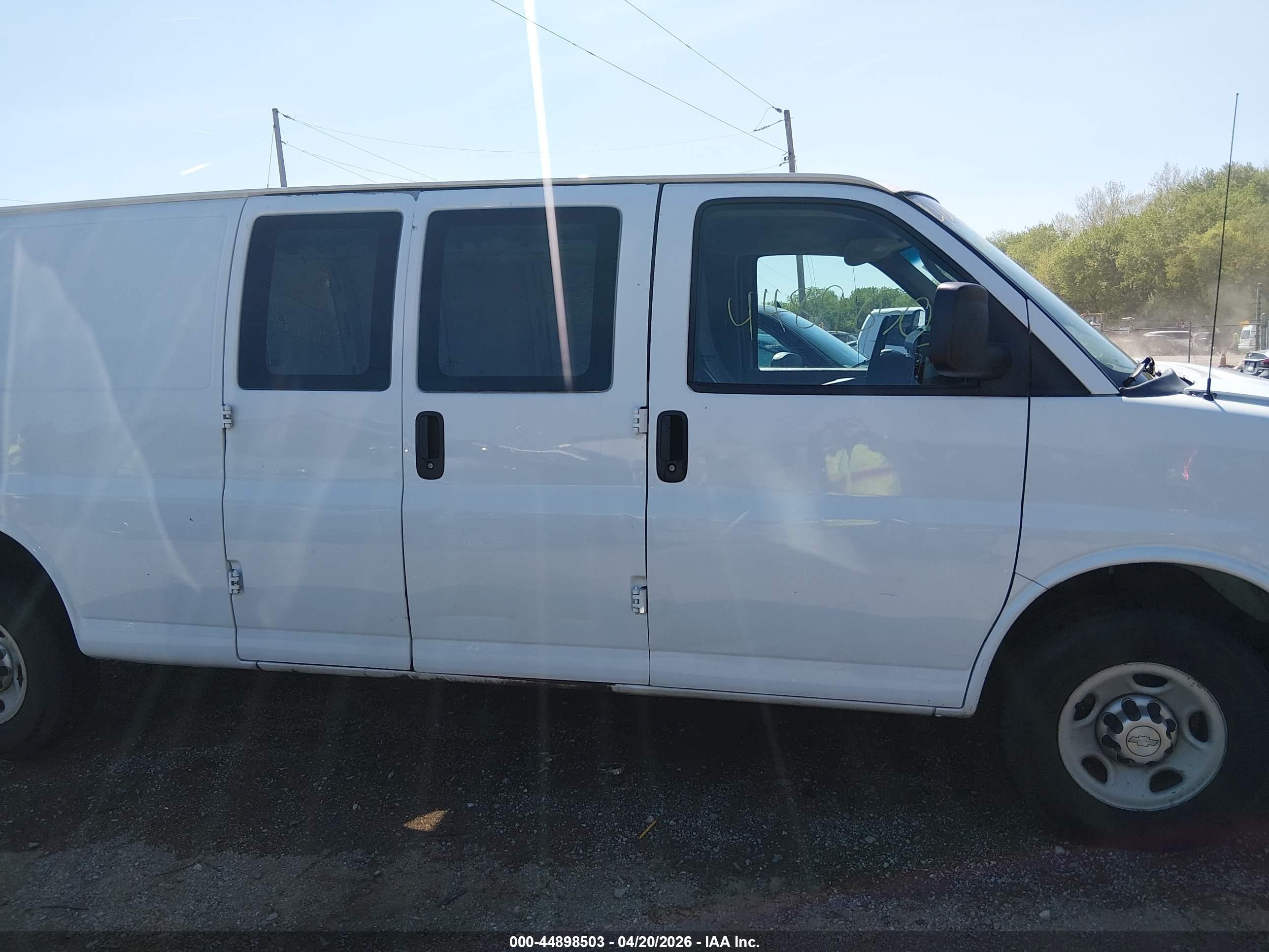 2015 Chevrolet Express 3500 Work Van White vin: 1GCZGUCG9F1146483