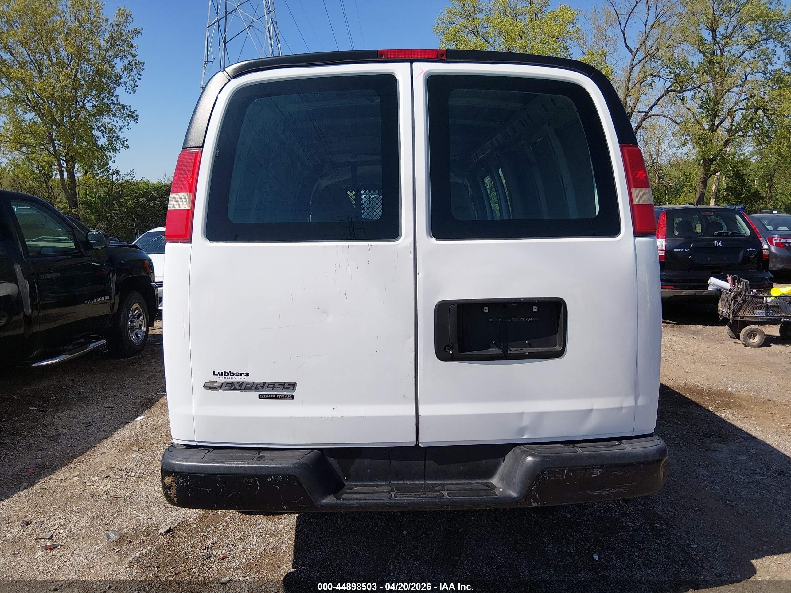 2015 Chevrolet Express 3500 Work Van White vin: 1GCZGUCG9F1146483