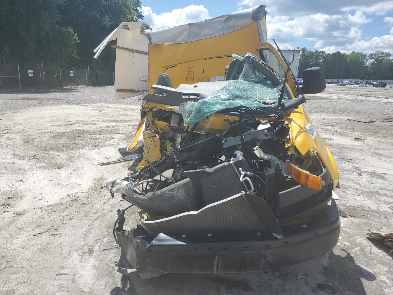 2021 Gmc Savana Cutaway G3500 Yellow vin: 1GD07RFP7M1215925