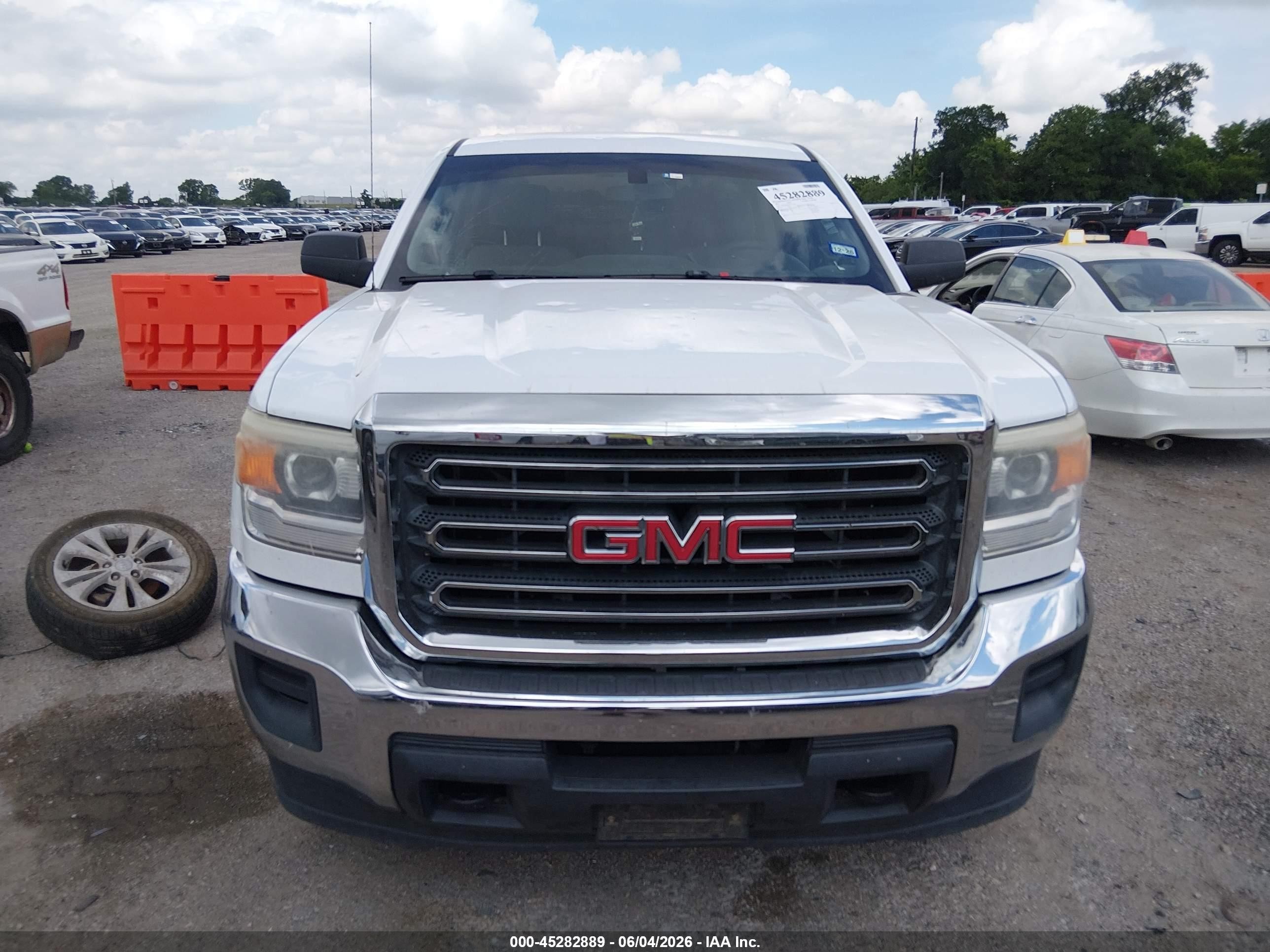 2015 Gmc Sierra 2500hd   White vin: 1GD21XEG6FZ533765