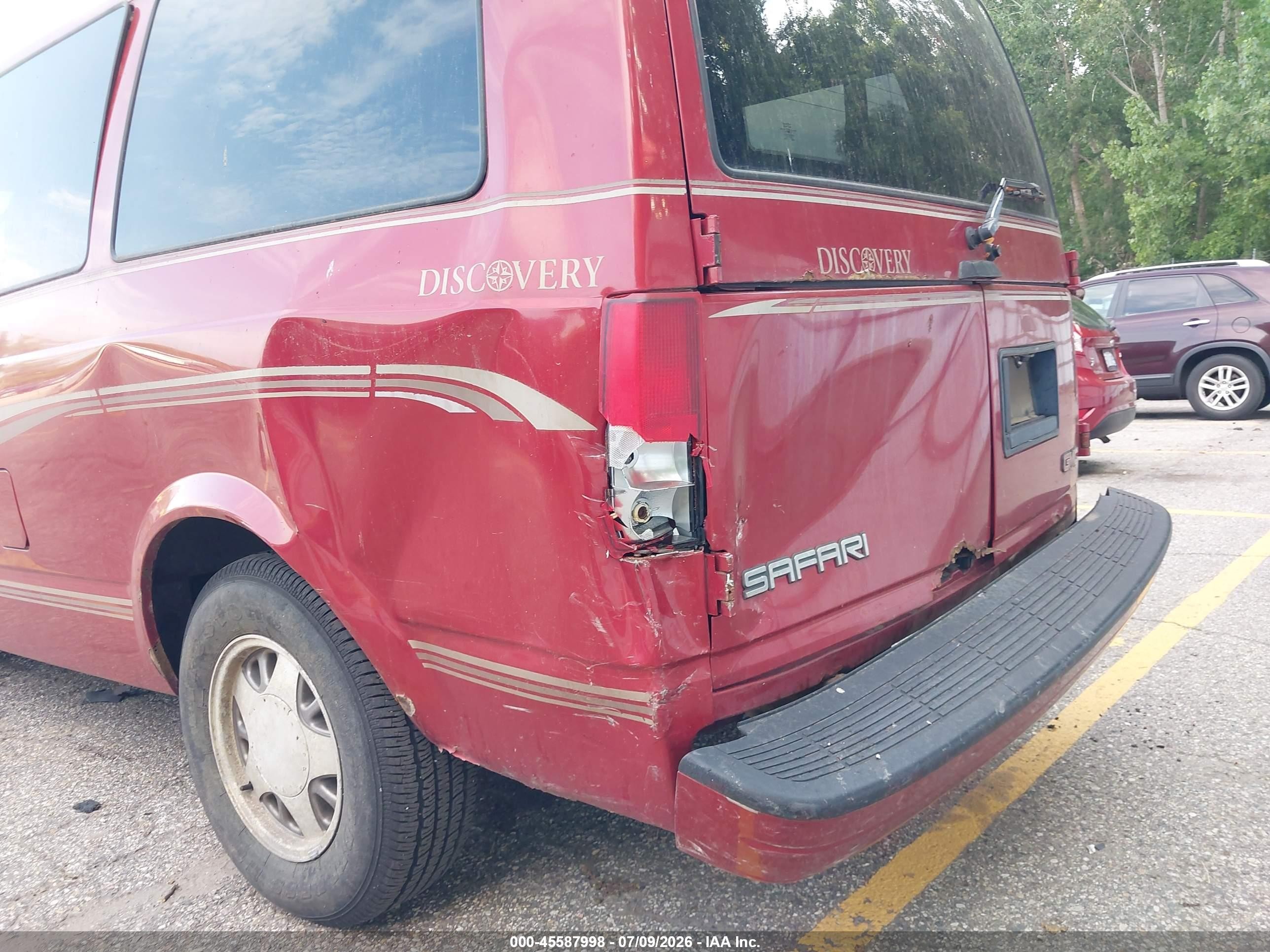 1998 Gmc Safari Yf7 Red vin: 1GDDM19W1WB536211