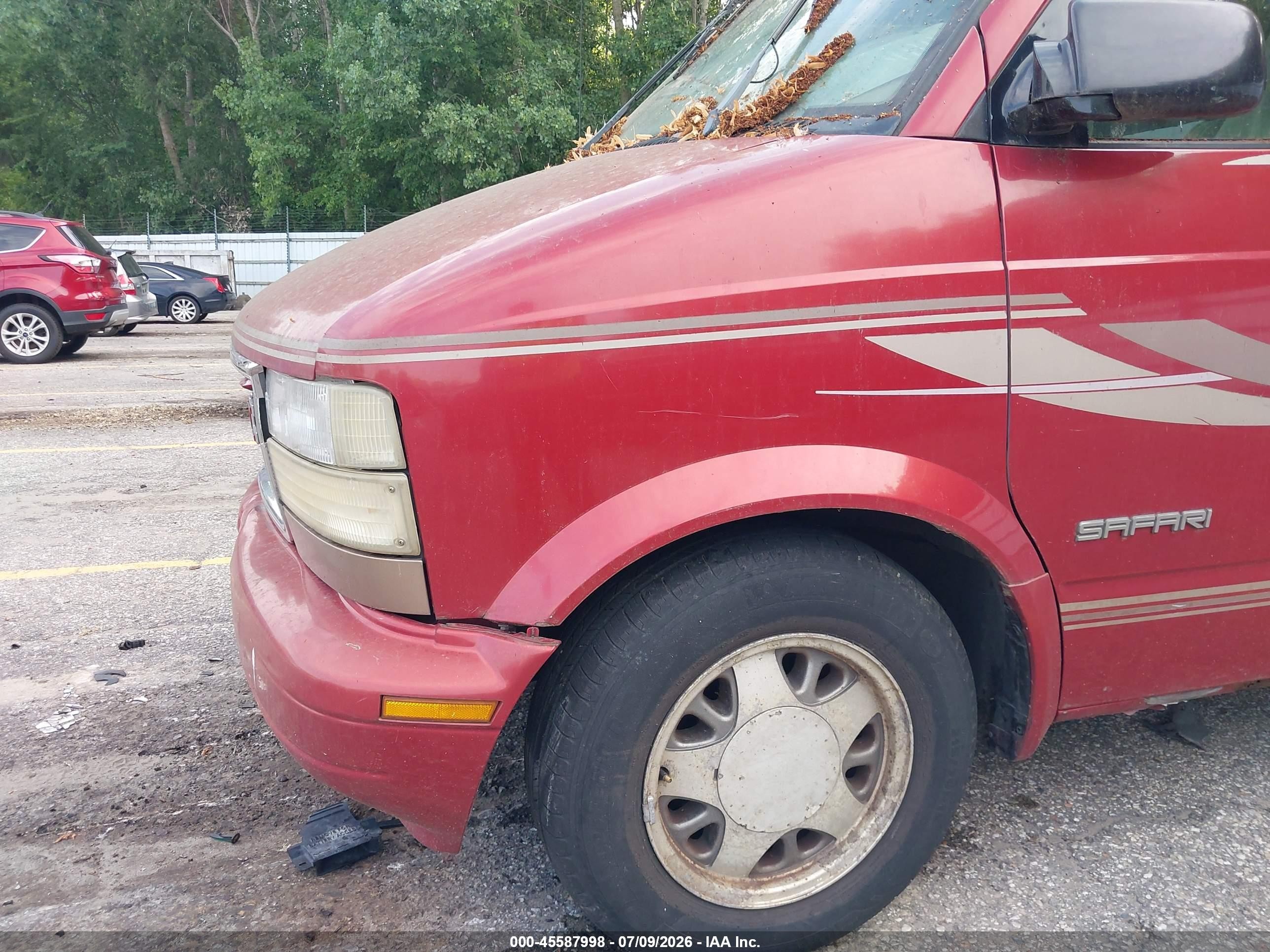 1998 Gmc Safari Yf7 Red vin: 1GDDM19W1WB536211