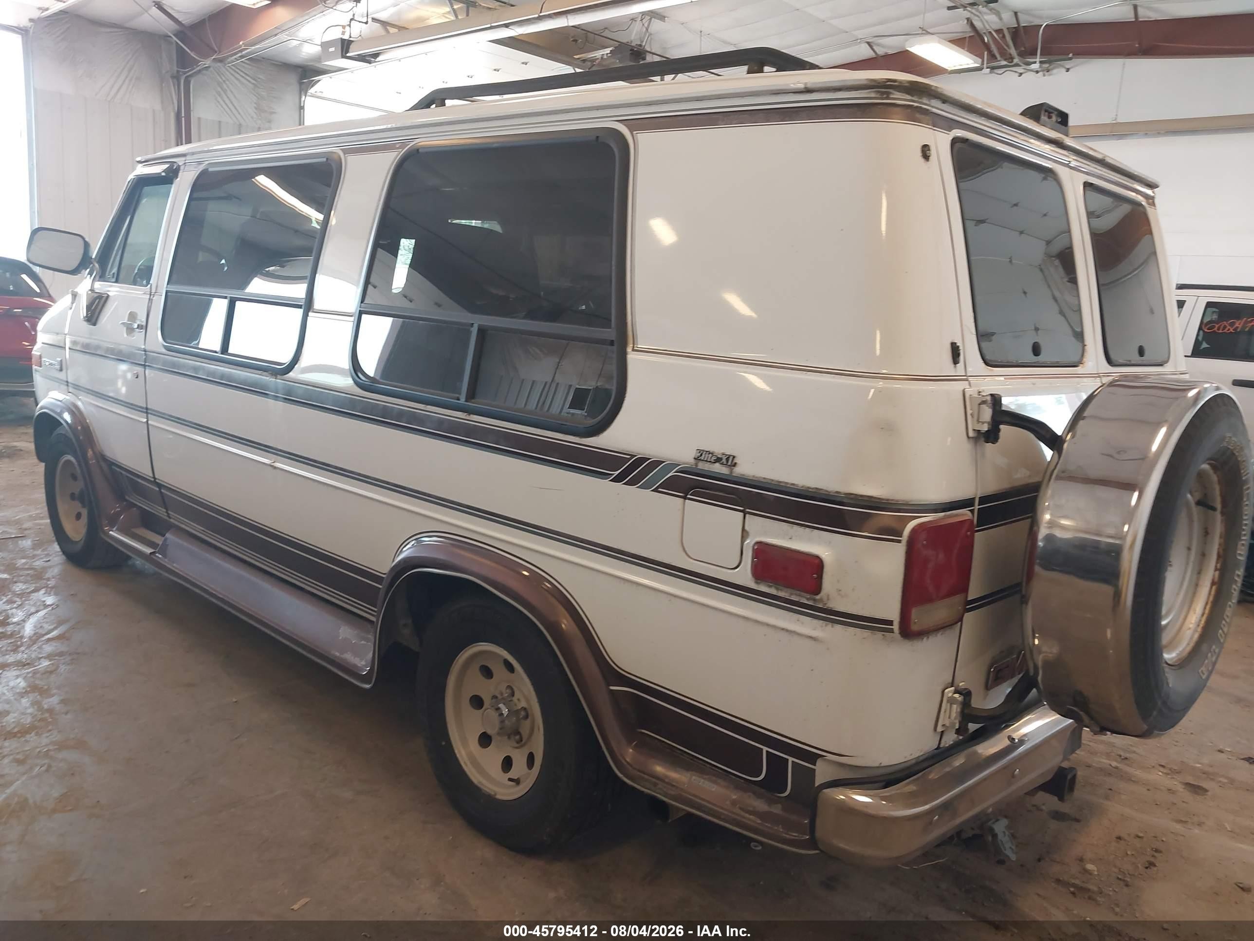 1993 Gmc Rally Wagon / Van G2500 White vin: 1GDEG25K3PF511731