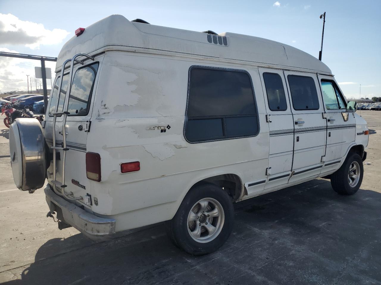 1995 Gmc Rally Wagon / Van G2500 White vin: 1GDEG25K3SF545306
