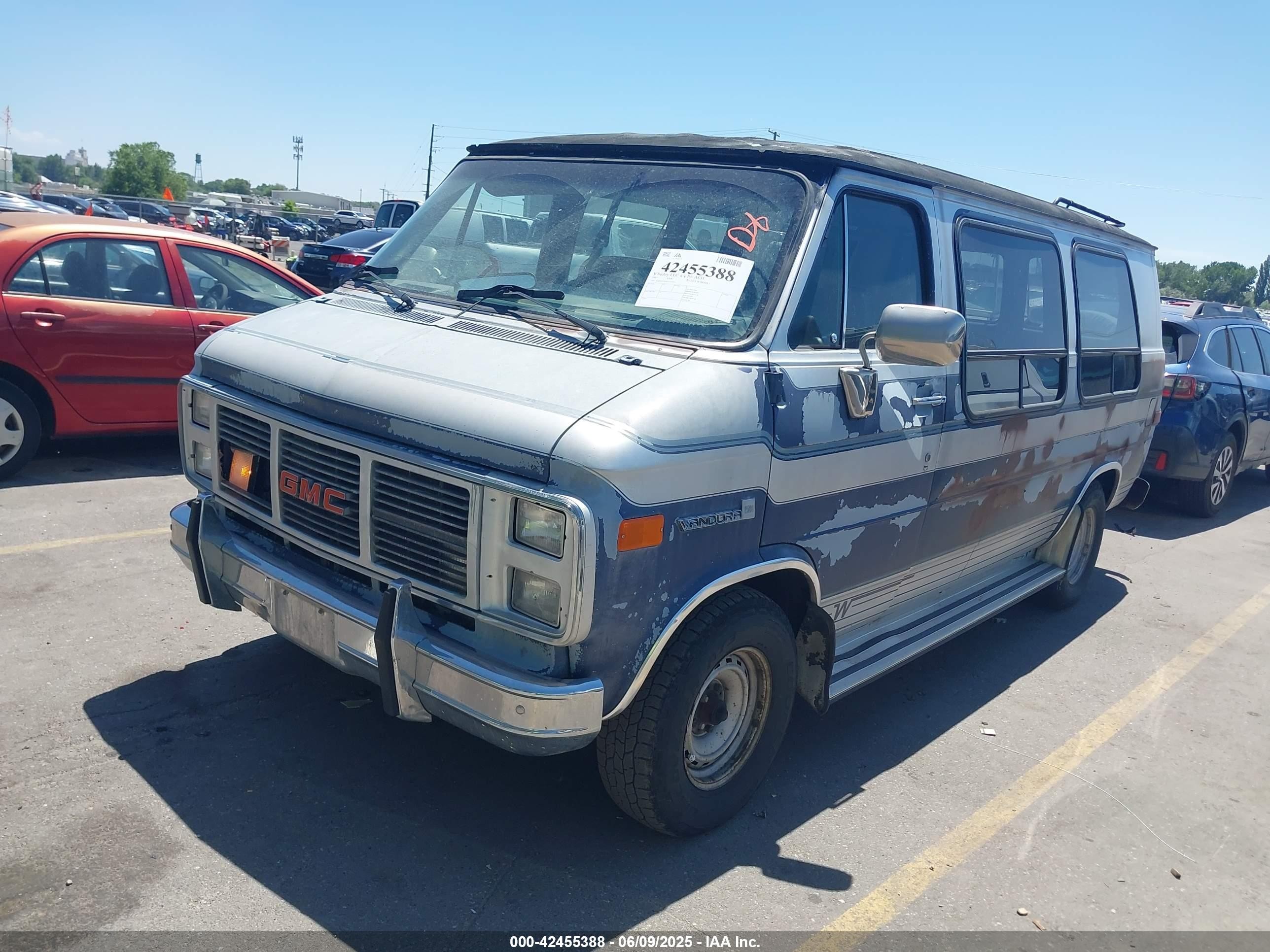 1987 Gmc Rally Wagon / Van G2500 Blue vin: 1GDEG25K4H7517257
