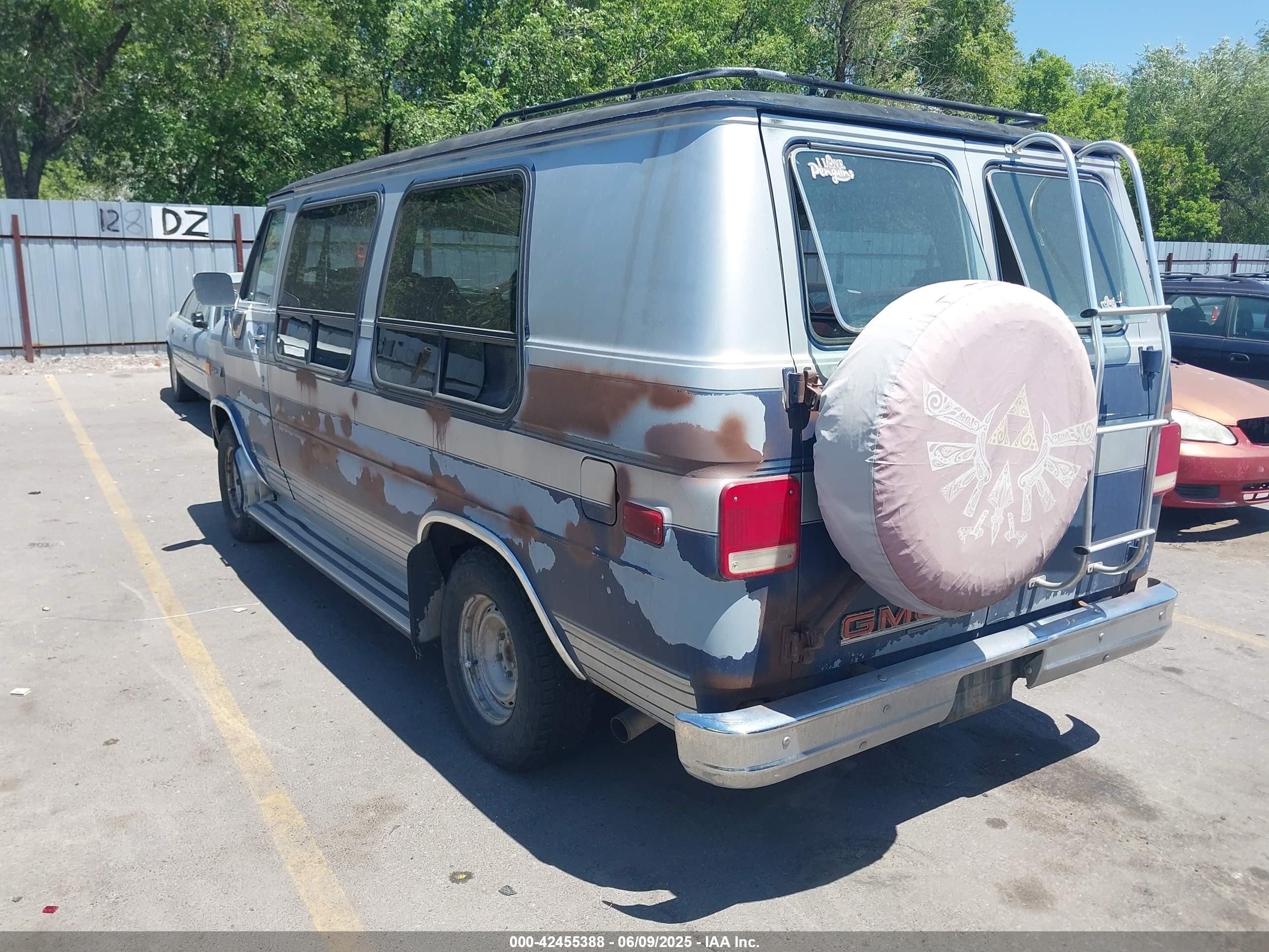 1987 Gmc Rally Wagon / Van G2500 Blue vin: 1GDEG25K4H7517257