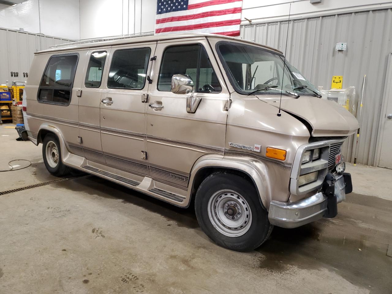1994 Gmc Rally Wagon / Van G2500   Желто-коричневый vin: 1GDEG25K4RF517086
