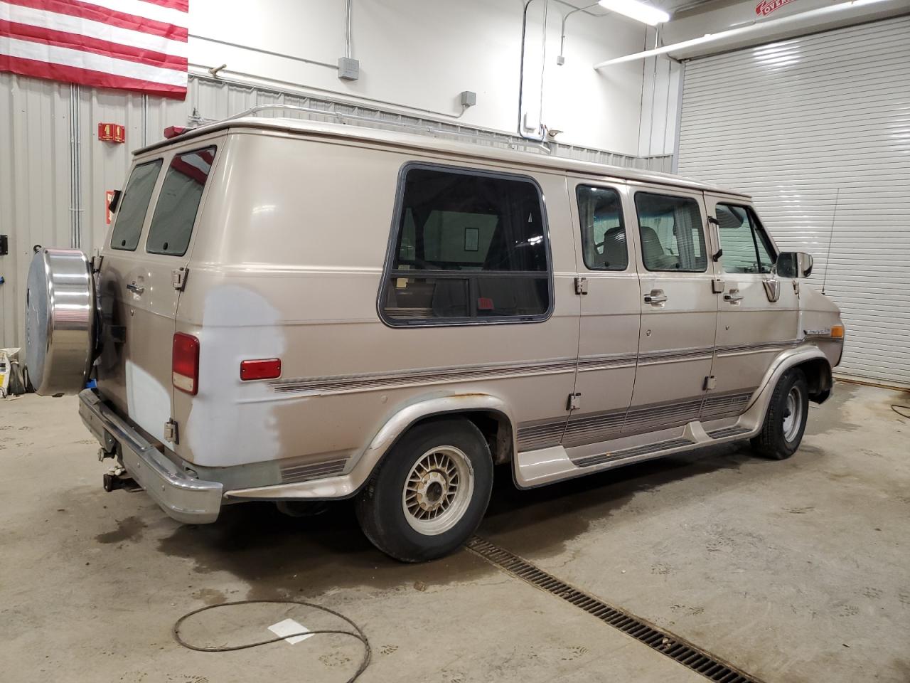 1994 Gmc Rally Wagon / Van G2500   Желто-коричневый vin: 1GDEG25K4RF517086