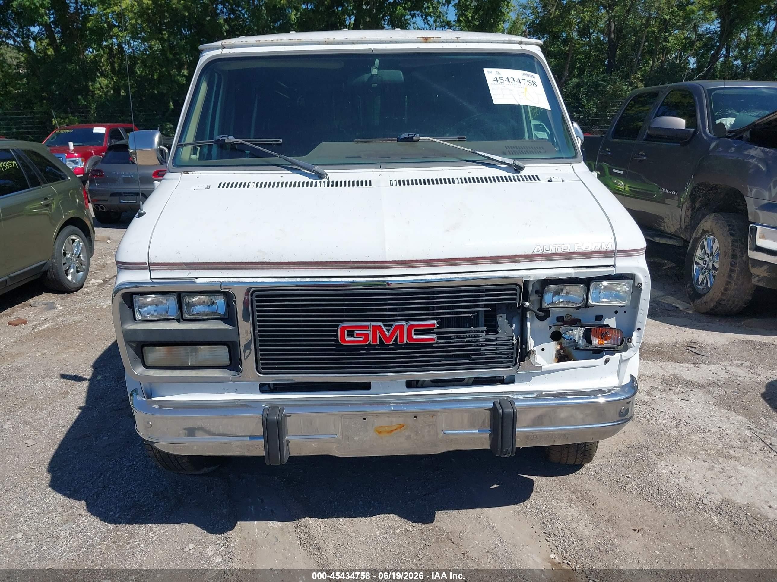 1995 Gmc Rally Wagon / Van G2500 White vin: 1GDEG25Z7SF554278