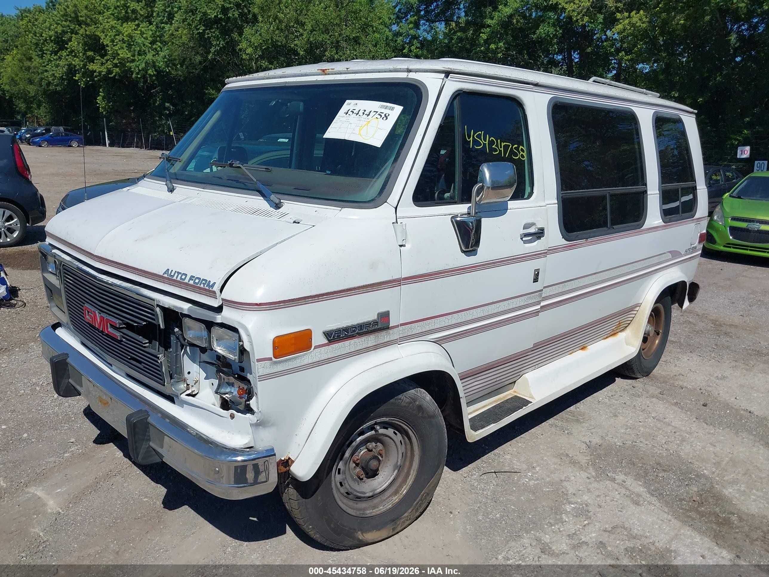 1995 Gmc Rally Wagon / Van G2500 White vin: 1GDEG25Z7SF554278