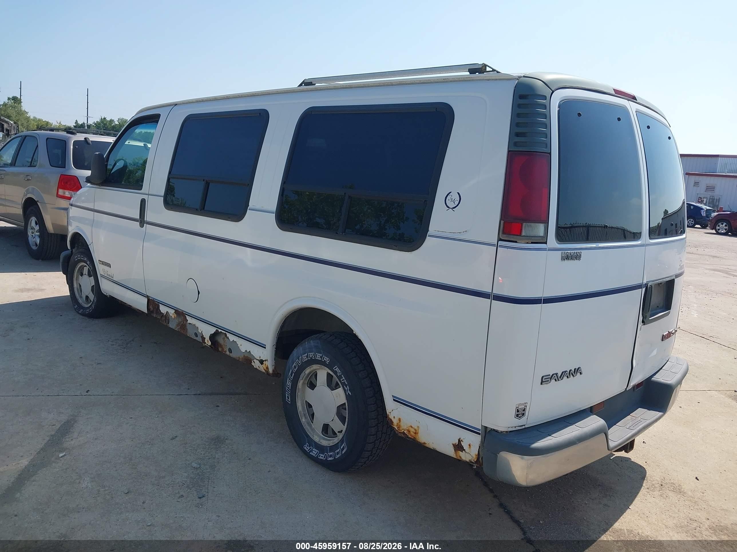 1996 Gmc Savana Rv G1500 White vin: 1GDFG15M6T1041878