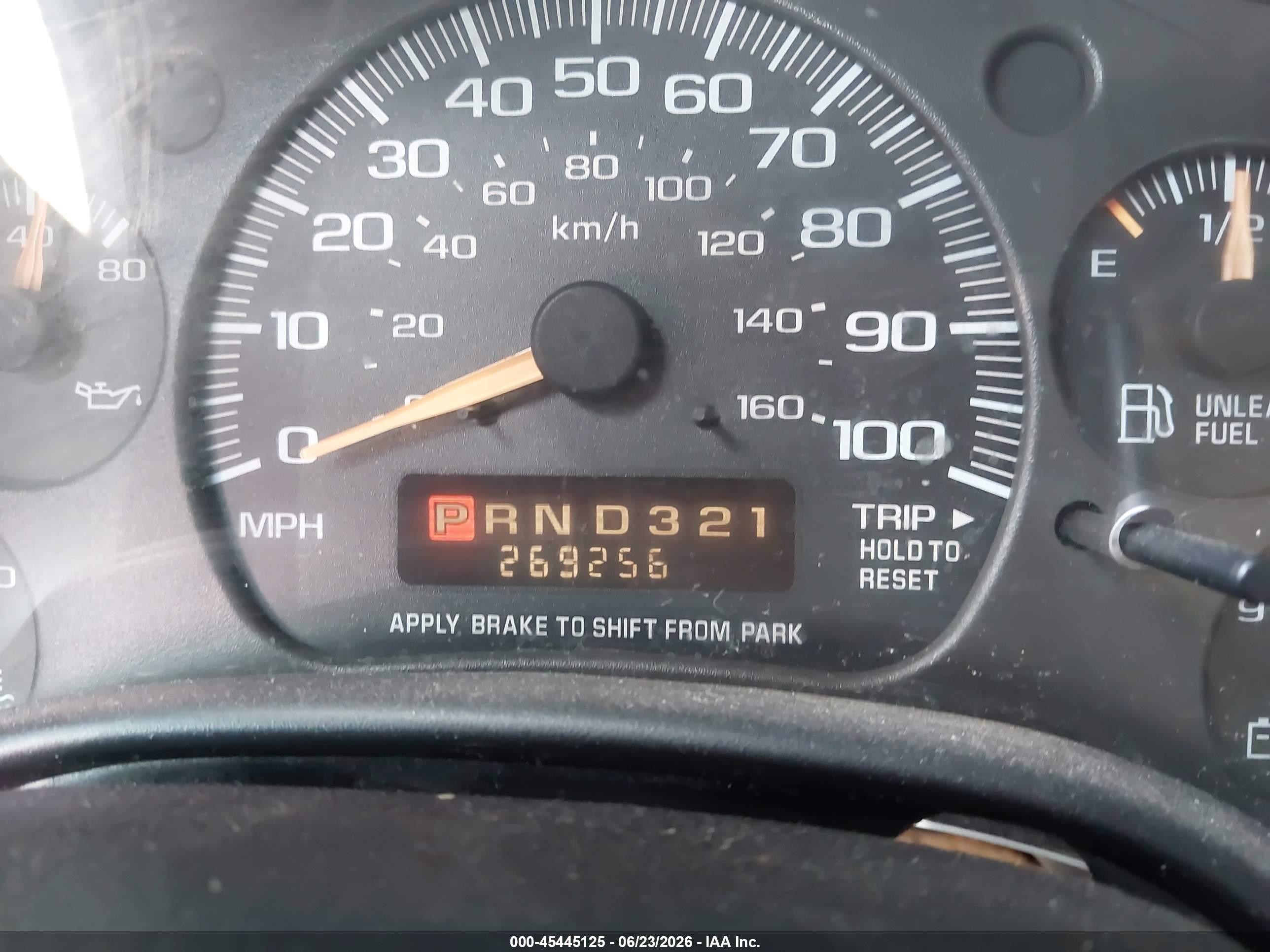 2002 Gmc Savana Passenger Standard Gold vin: 1GDFG15M921208703