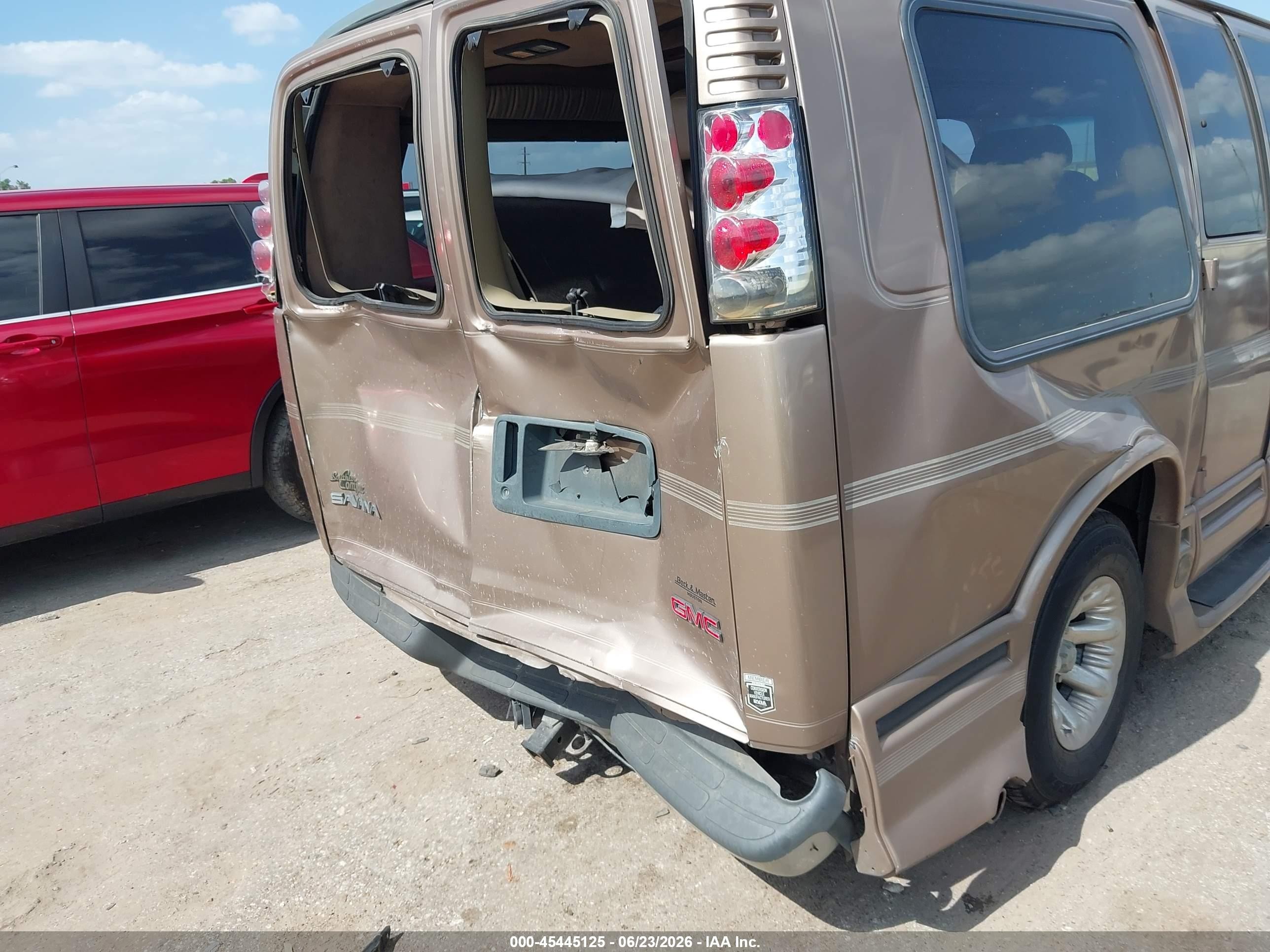 2002 Gmc Savana Passenger Standard Gold vin: 1GDFG15M921208703
