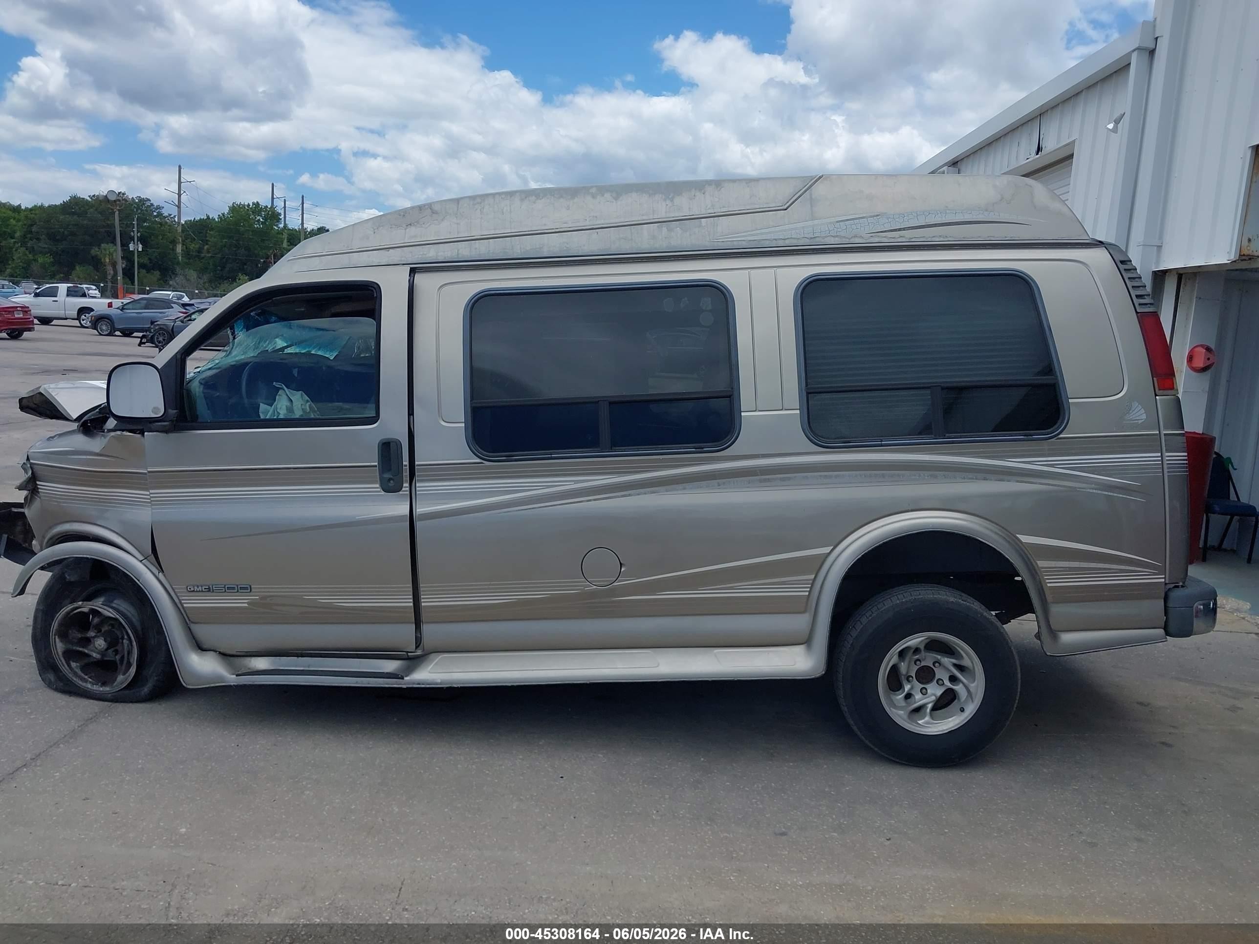 2001 Gmc Savana Upfitter Бежевый vin: 1GDFG15R011118009