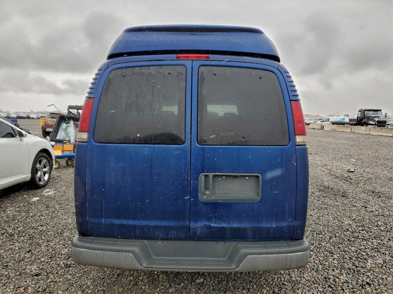 2000 Gmc Savana Rv G1500 Blue vin: 1GDFG15R1Y1260024