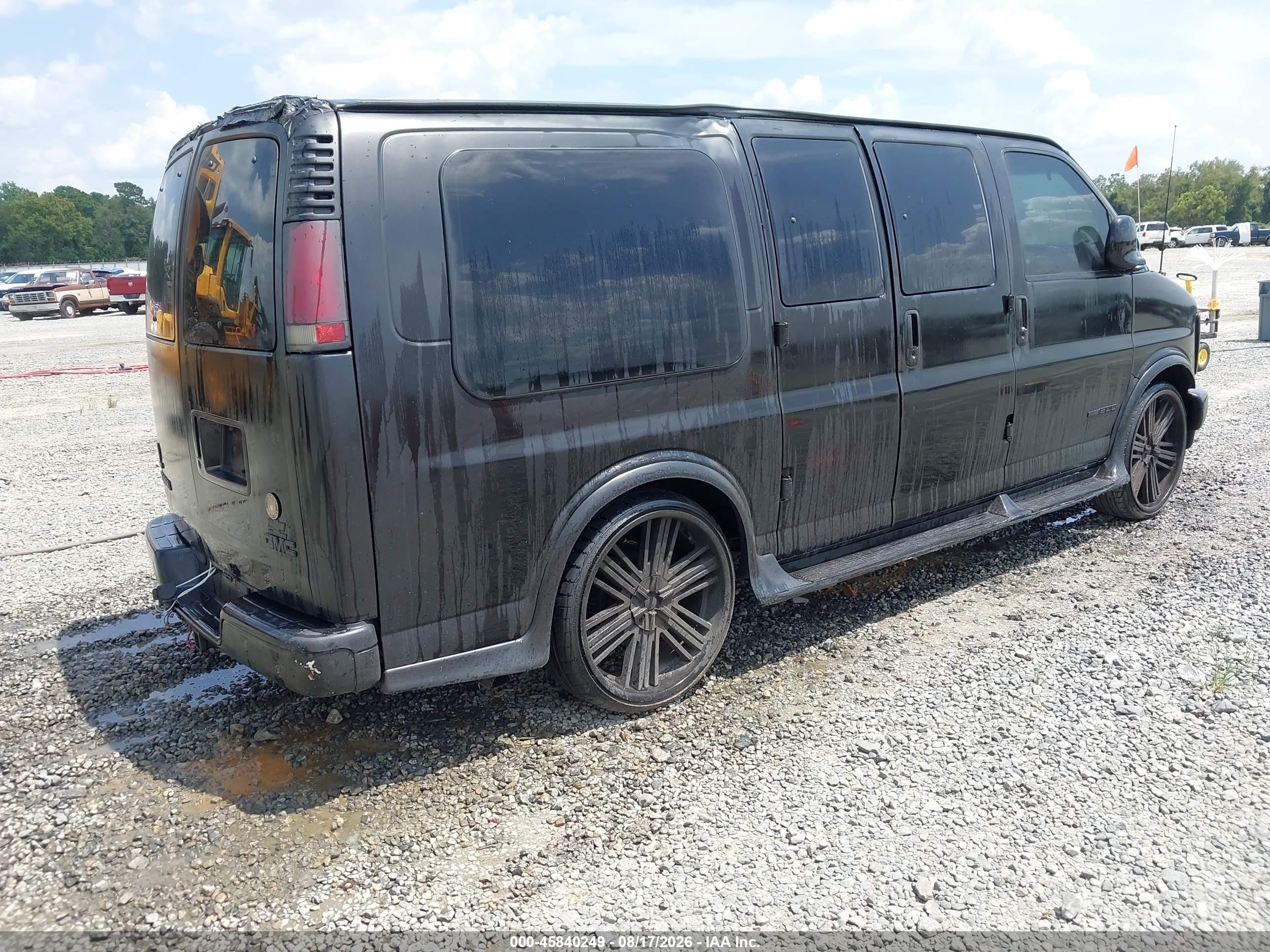 1999 Gmc Savana Rv G1500   Black vin: 1GDFG15R3X1161316