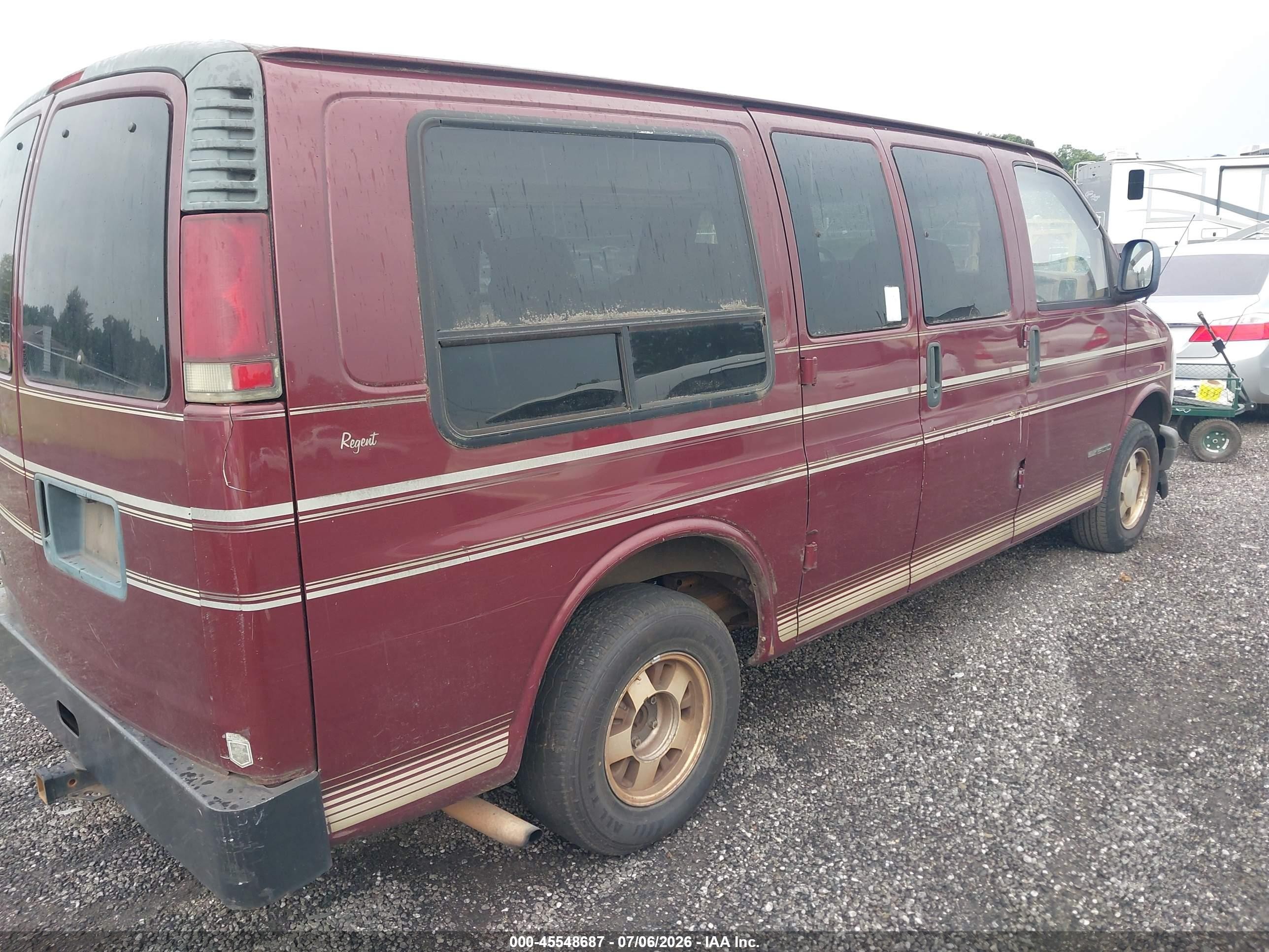 2000 Gmc Savana Rv Burgundy vin: 1GDFG15R5Y1125306