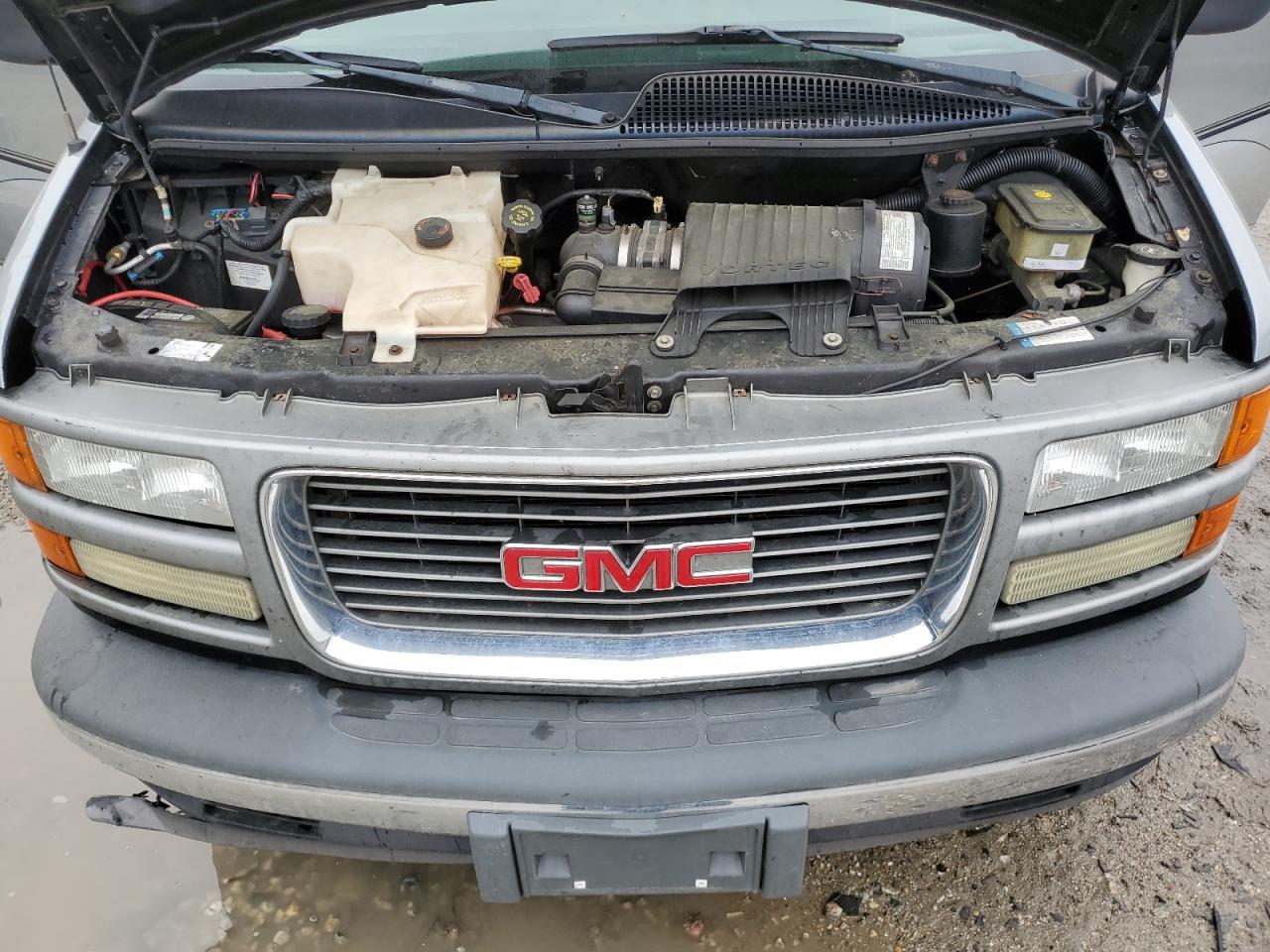 2002 Gmc Savana Rv G1500 Silver vin: 1GDFG15R721209280