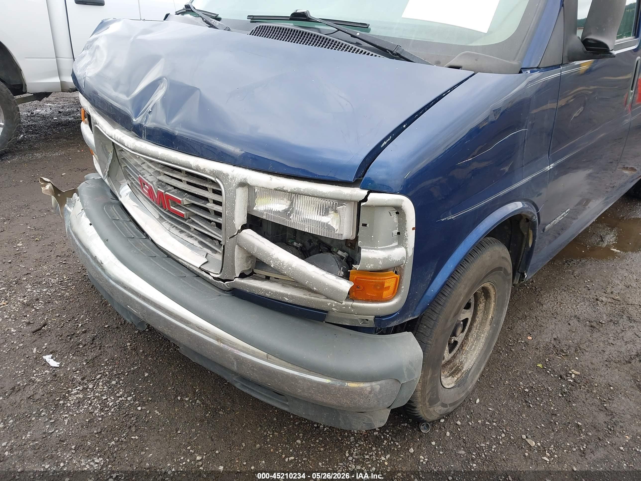 2000 Gmc Savana Rv Blue vin: 1GDFG15R7Y1179772