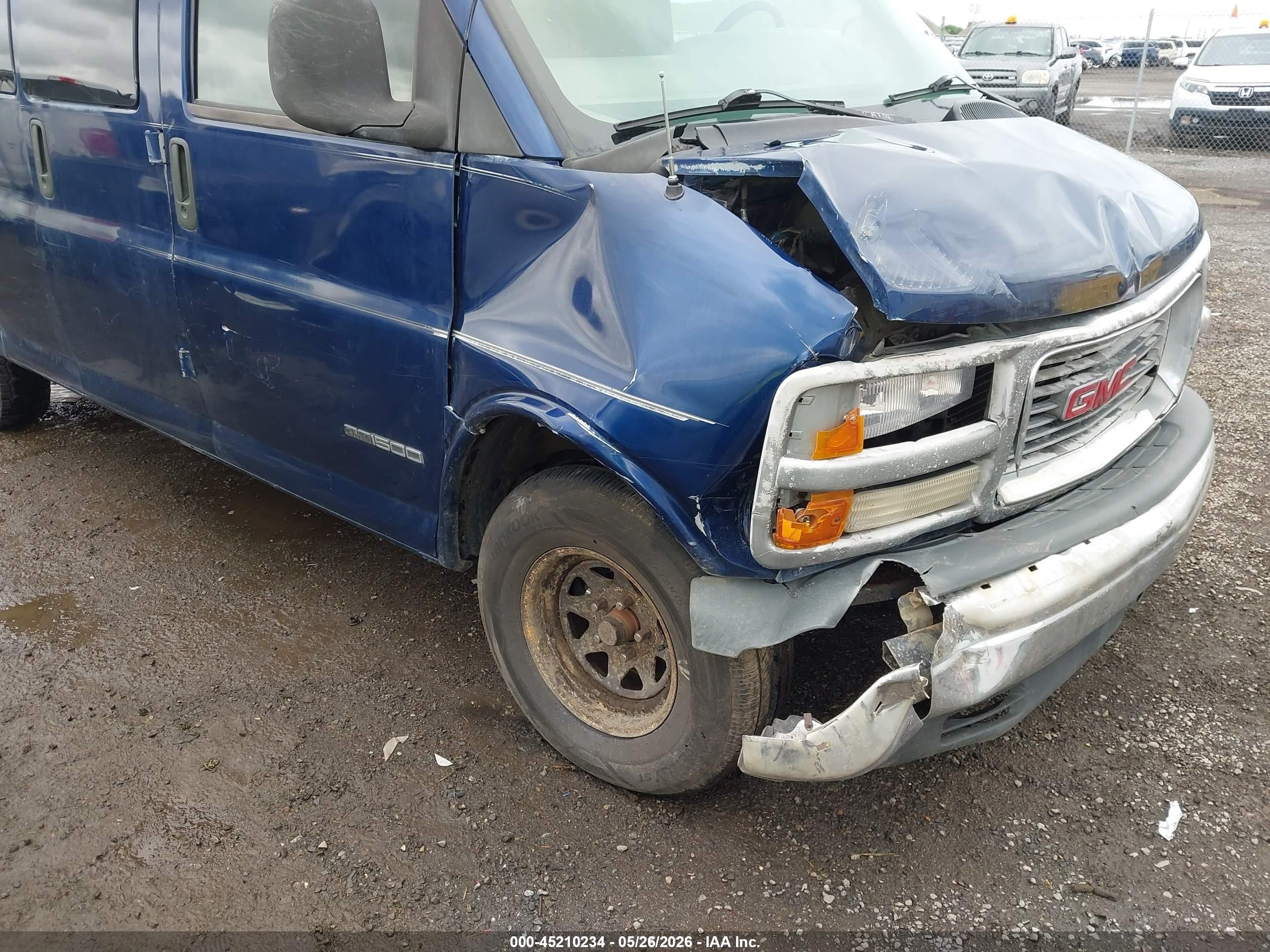 2000 Gmc Savana Rv Blue vin: 1GDFG15R7Y1179772