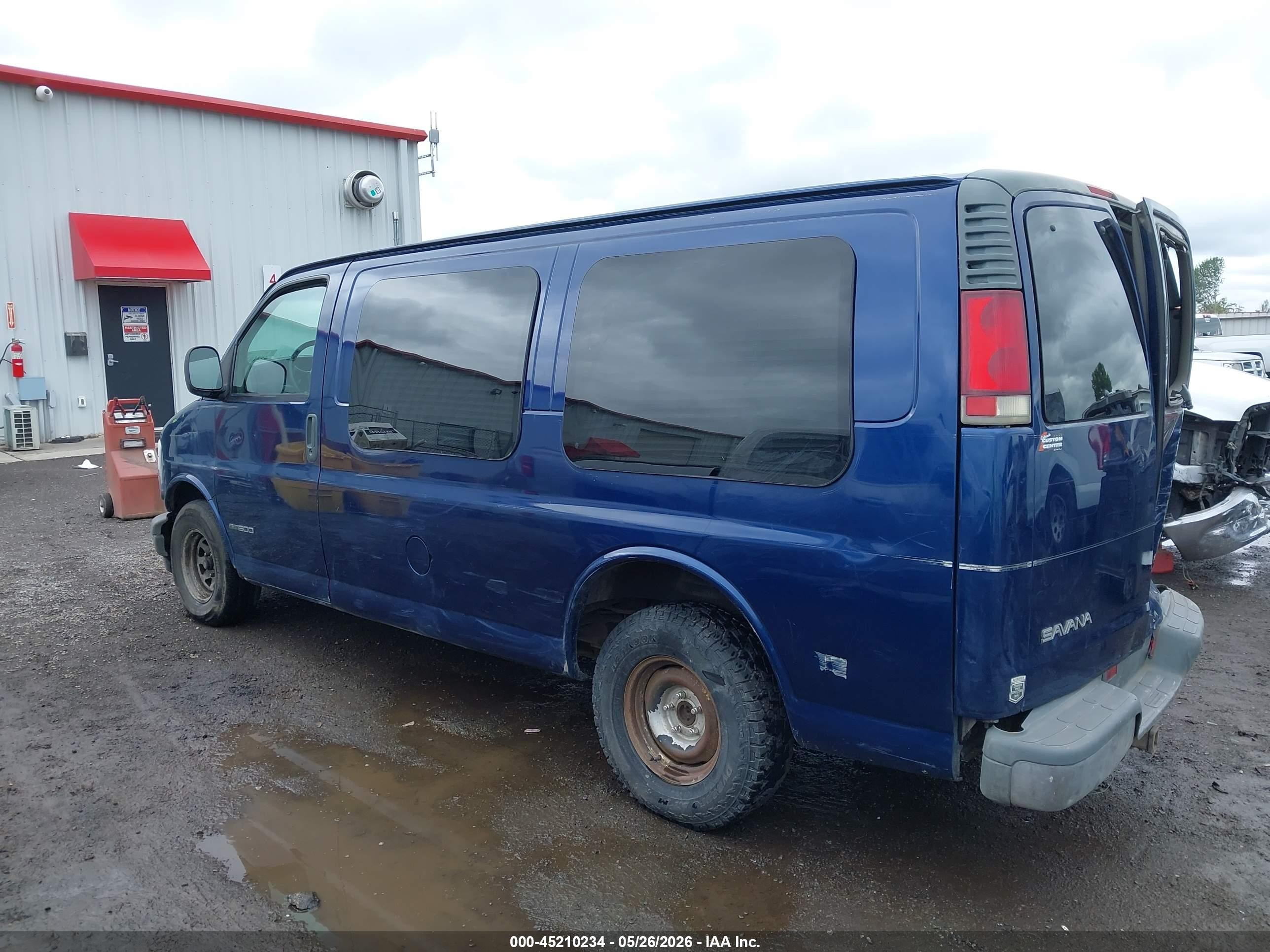 2000 Gmc Savana Rv Blue vin: 1GDFG15R7Y1179772