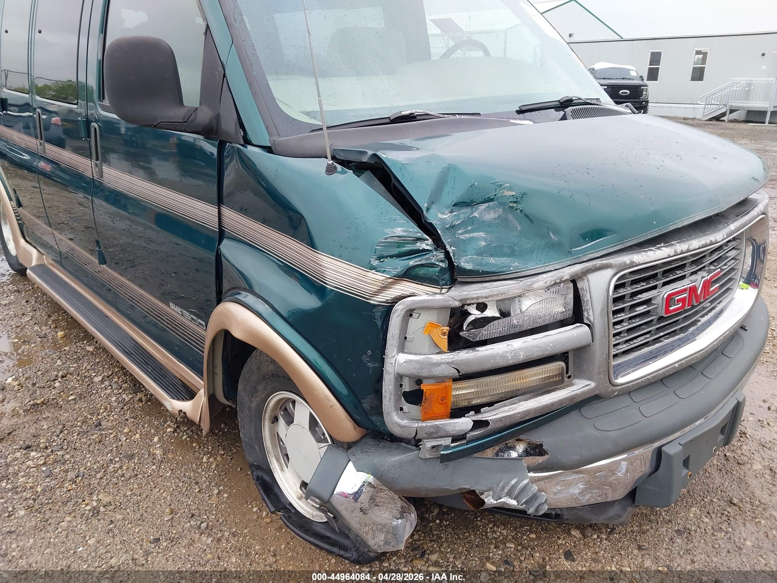 1997 Gmc Savana Rv Green vin: 1GDFG15R8V1070930