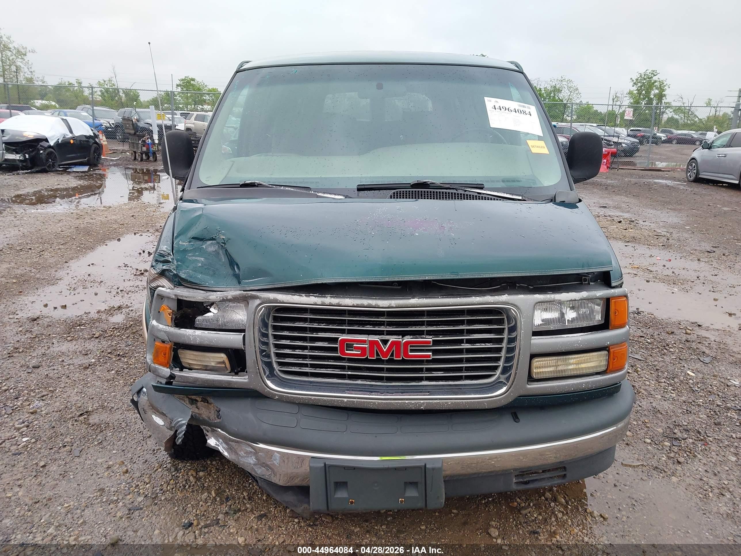 1997 Gmc Savana Rv Green vin: 1GDFG15R8V1070930