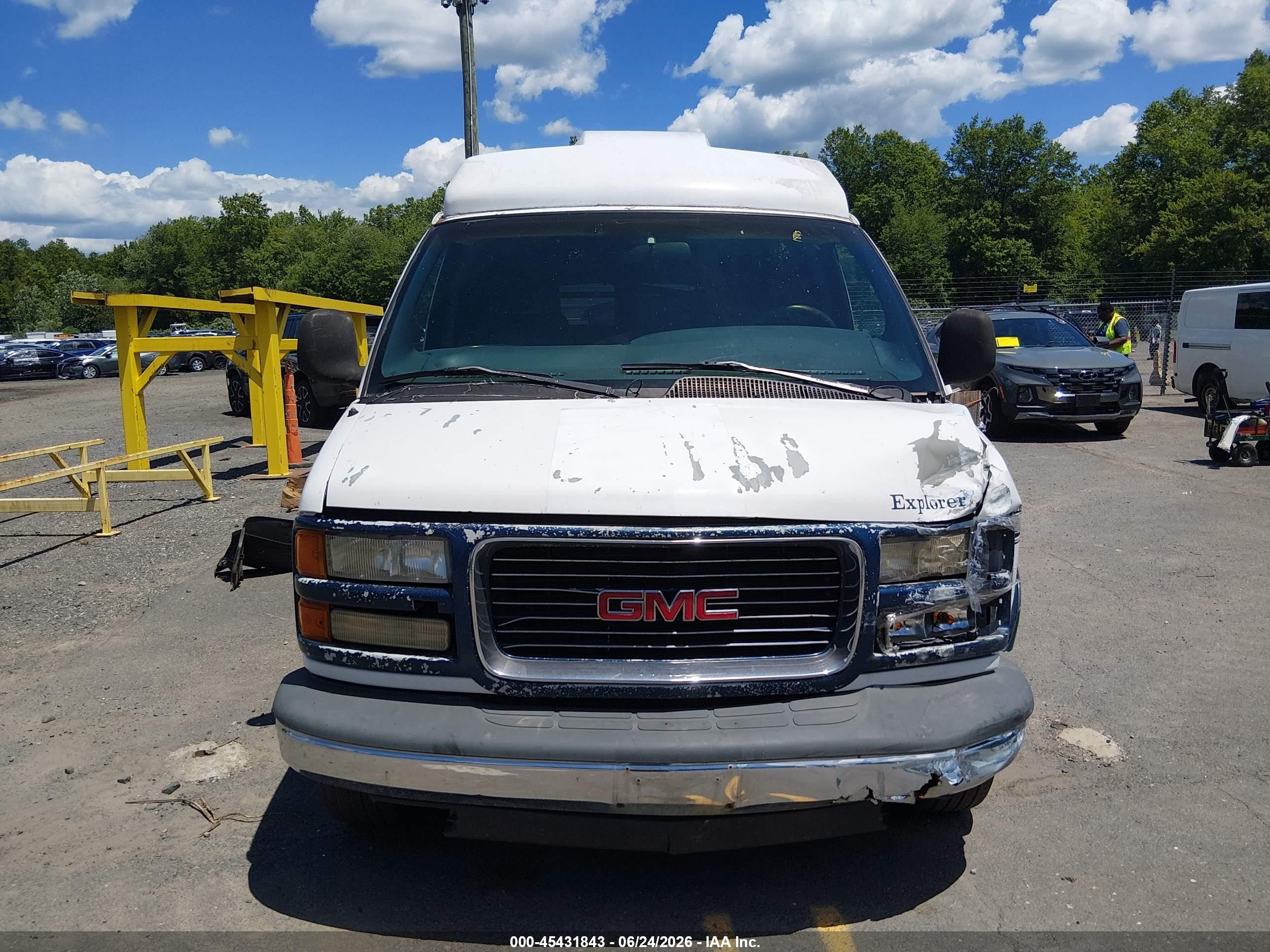 1997 Gmc Savana Yf7 White vin: 1GDFG15R9V1071231