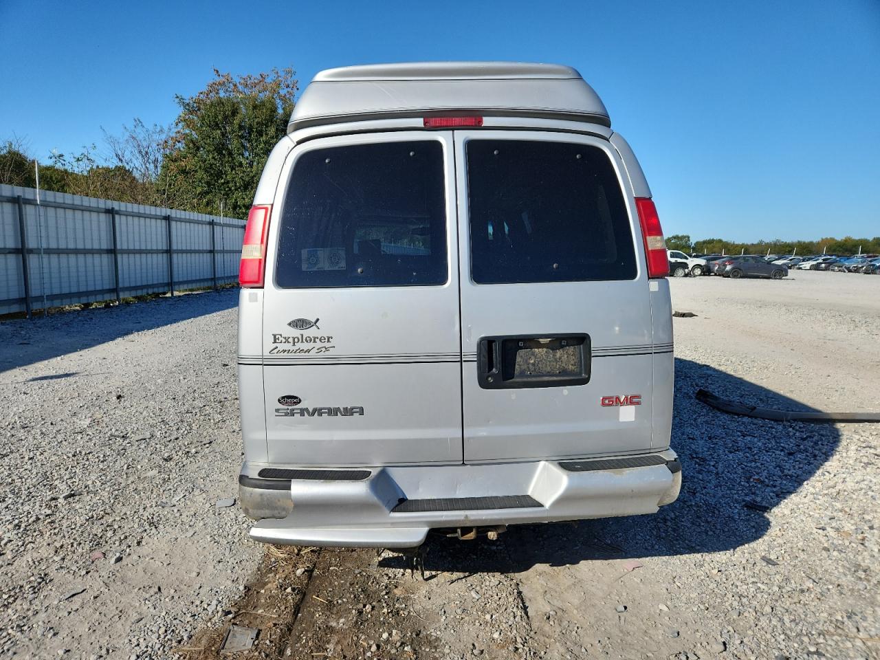 2003 Gmc Savana Rv G1500 White vin: 1GDFG15T531169505