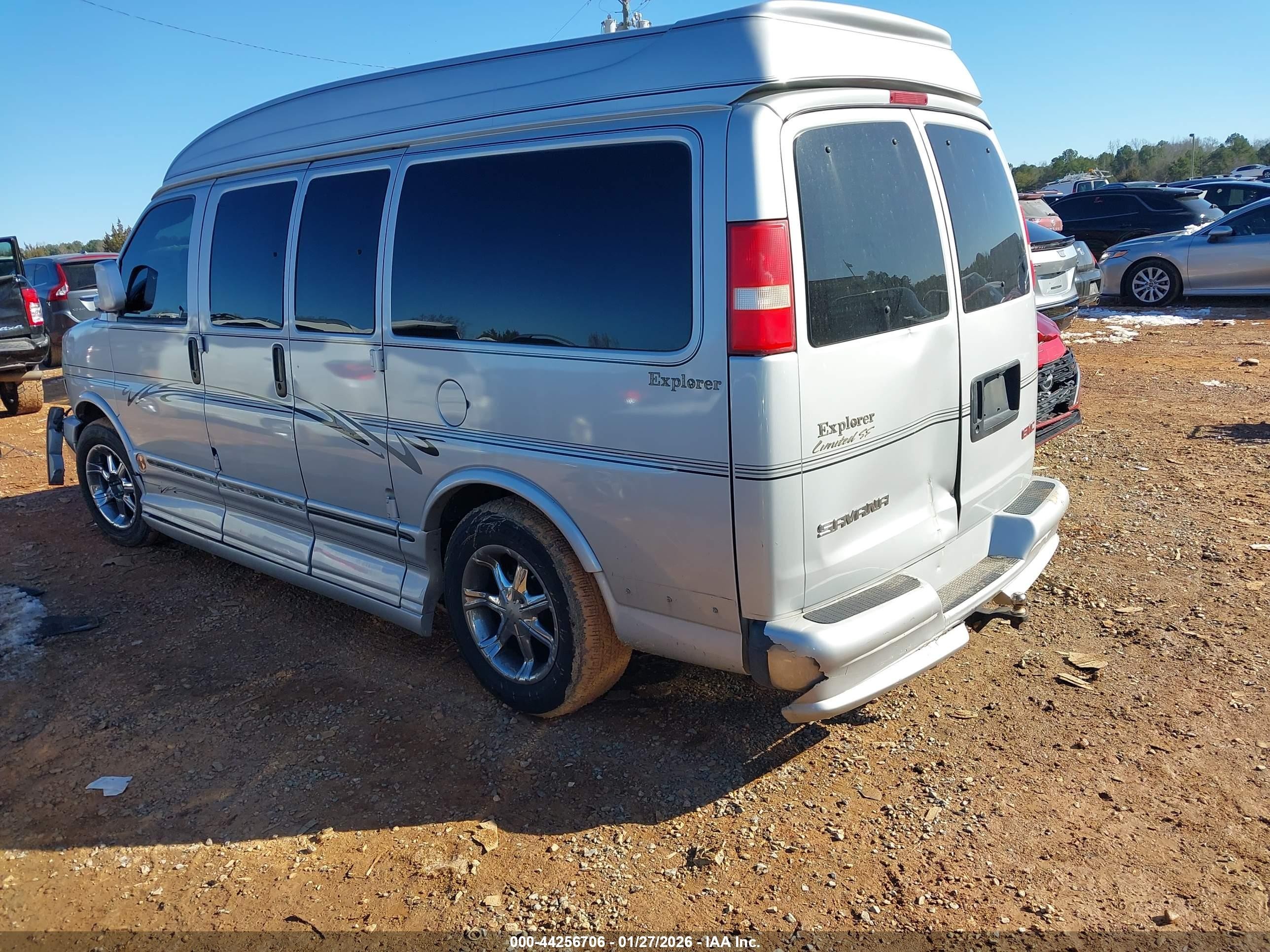 2003 Gmc Savana Cutaway Standard/standard W/c7l/c7n Silver vin: 1GDFG15T631169531
