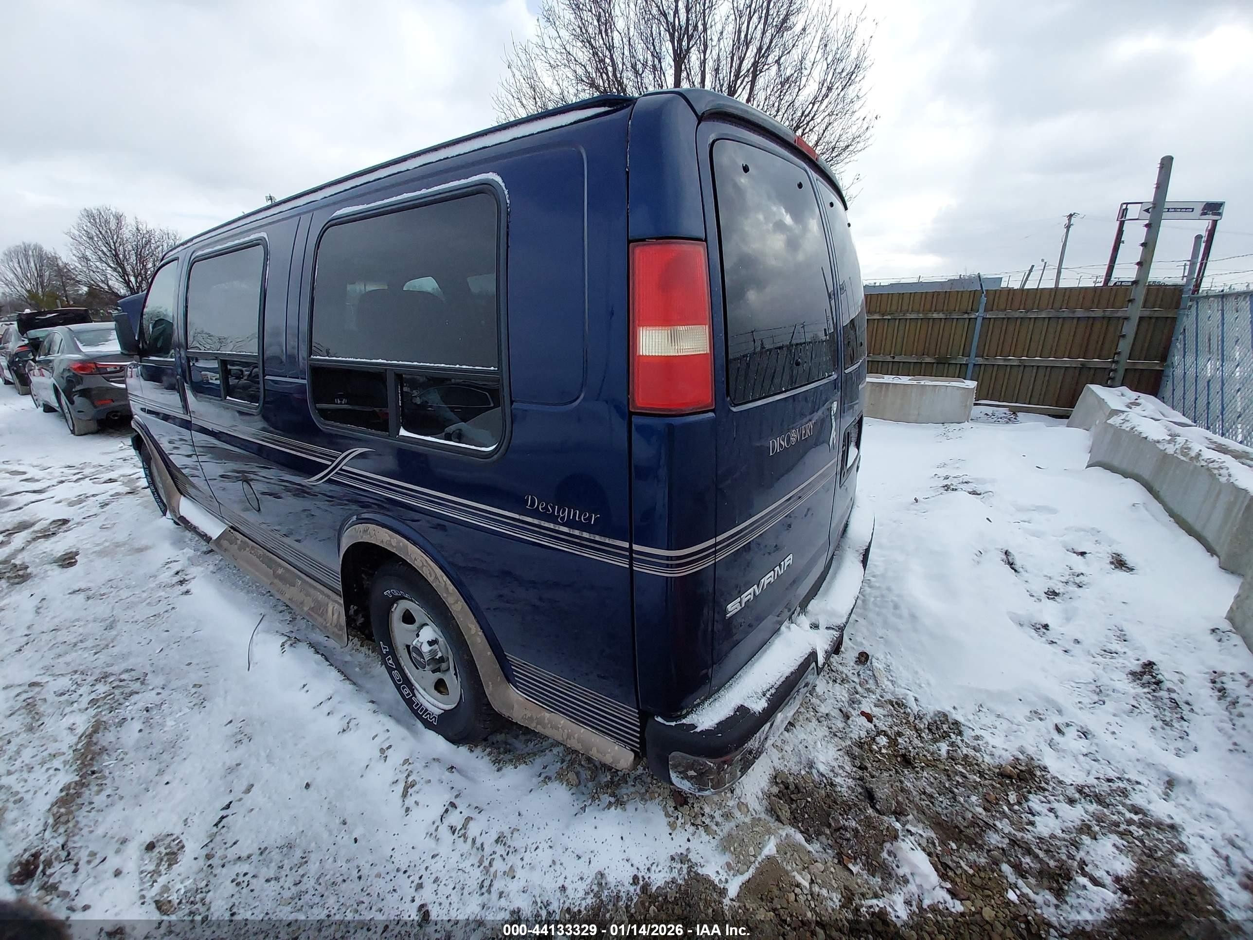 2003 Gmc Savana Upfitter Blue vin: 1GDFG15X631215989