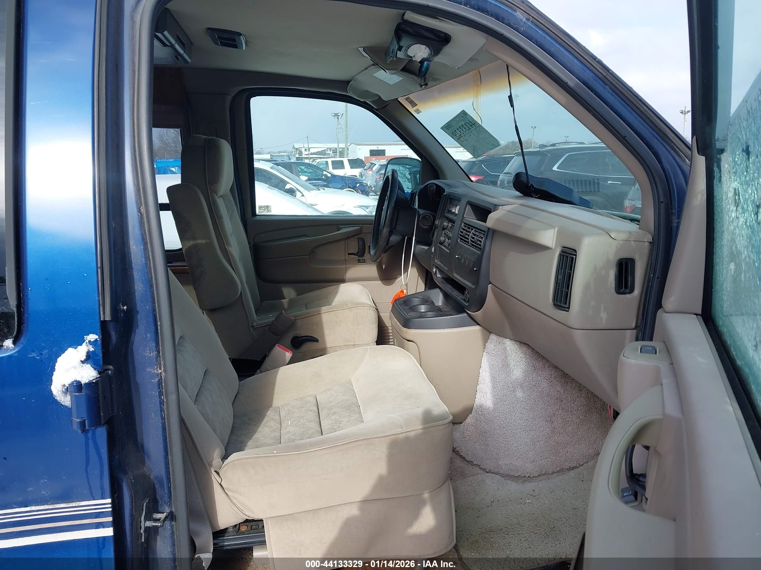 2003 Gmc Savana Upfitter Blue vin: 1GDFG15X631215989