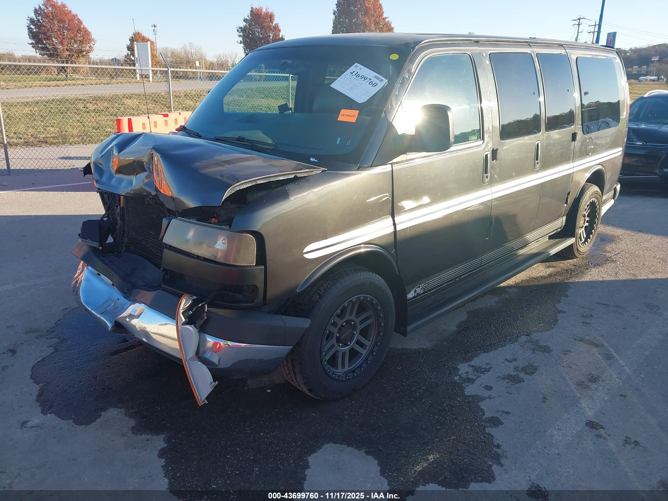 2003 Gmc Savana Upfitter Black vin: 1GDFH15T231230497