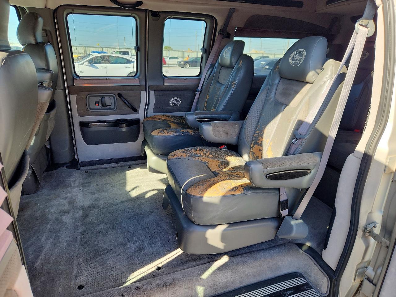 2005 Gmc Savana Rv G1500 Beige vin: 1GDFH15T351106970