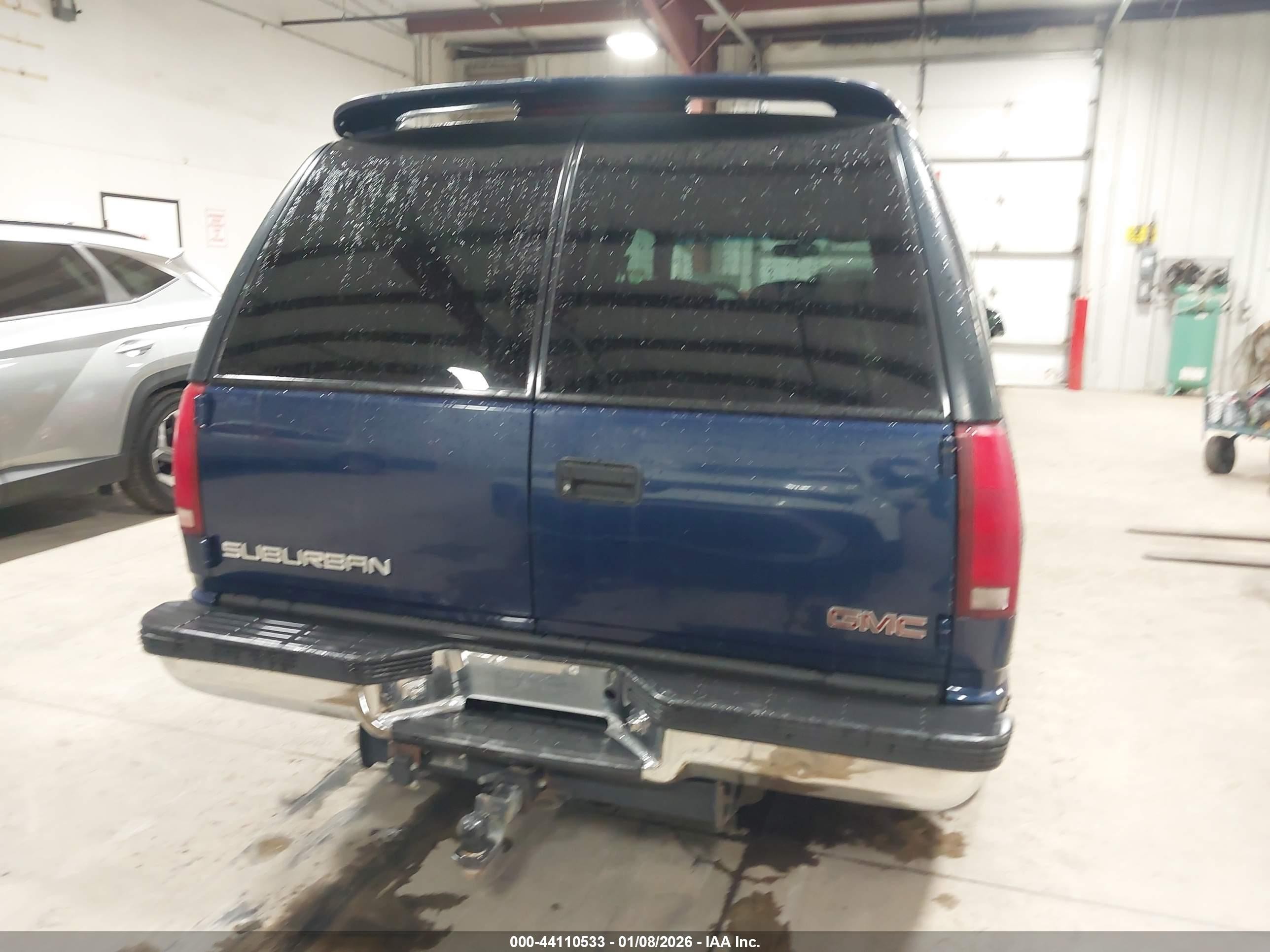 1998 Gmc Suburban 1500 Sl Blue vin: 1GDFK16R1WJ706991