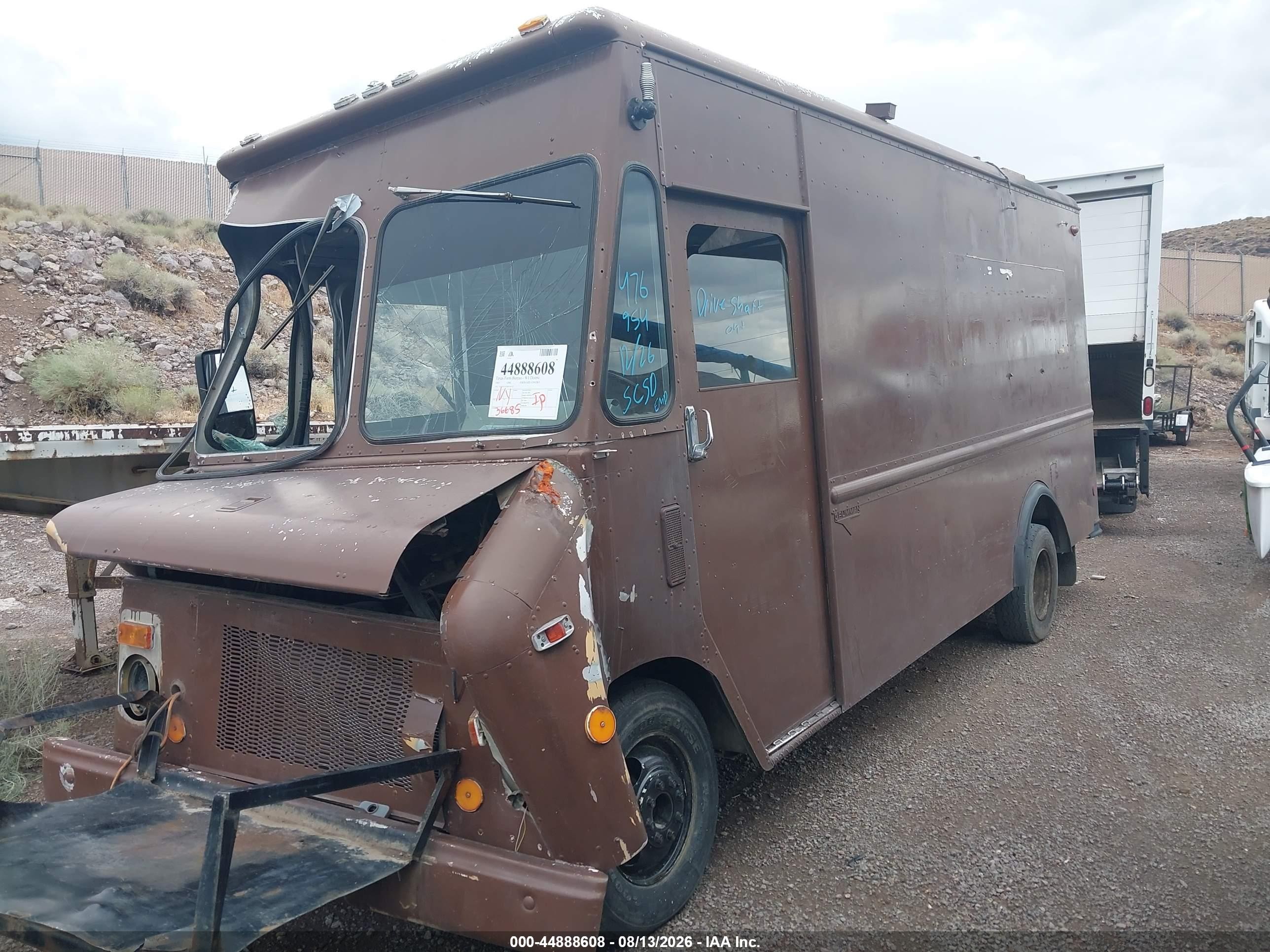 1981 Gmc Forward Control Chassis P3500 Brown vin: 1GDHP32MXB3502723