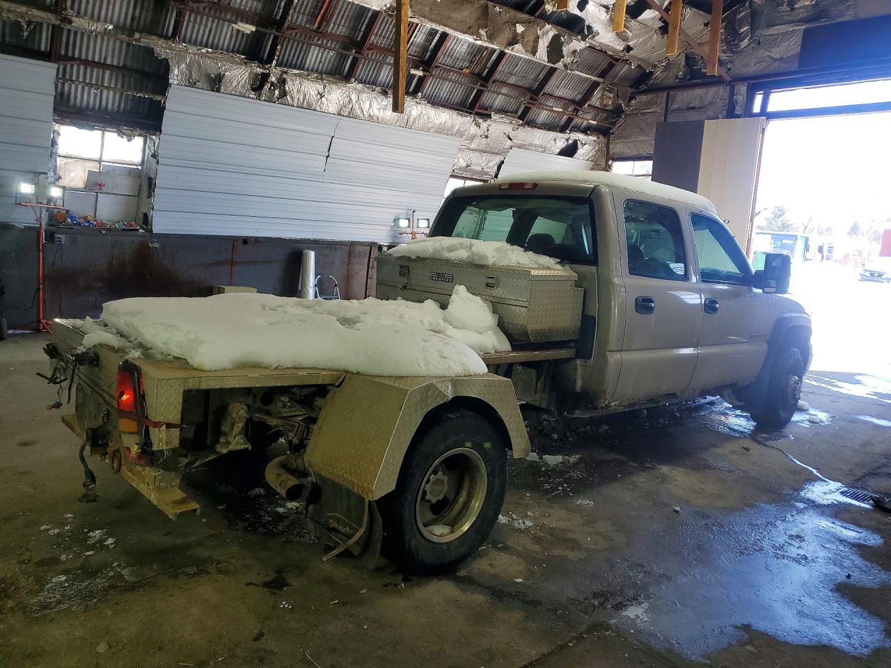 2004 Gmc New Sierra K3500 Gray vin: 1GDJK33G24F250007