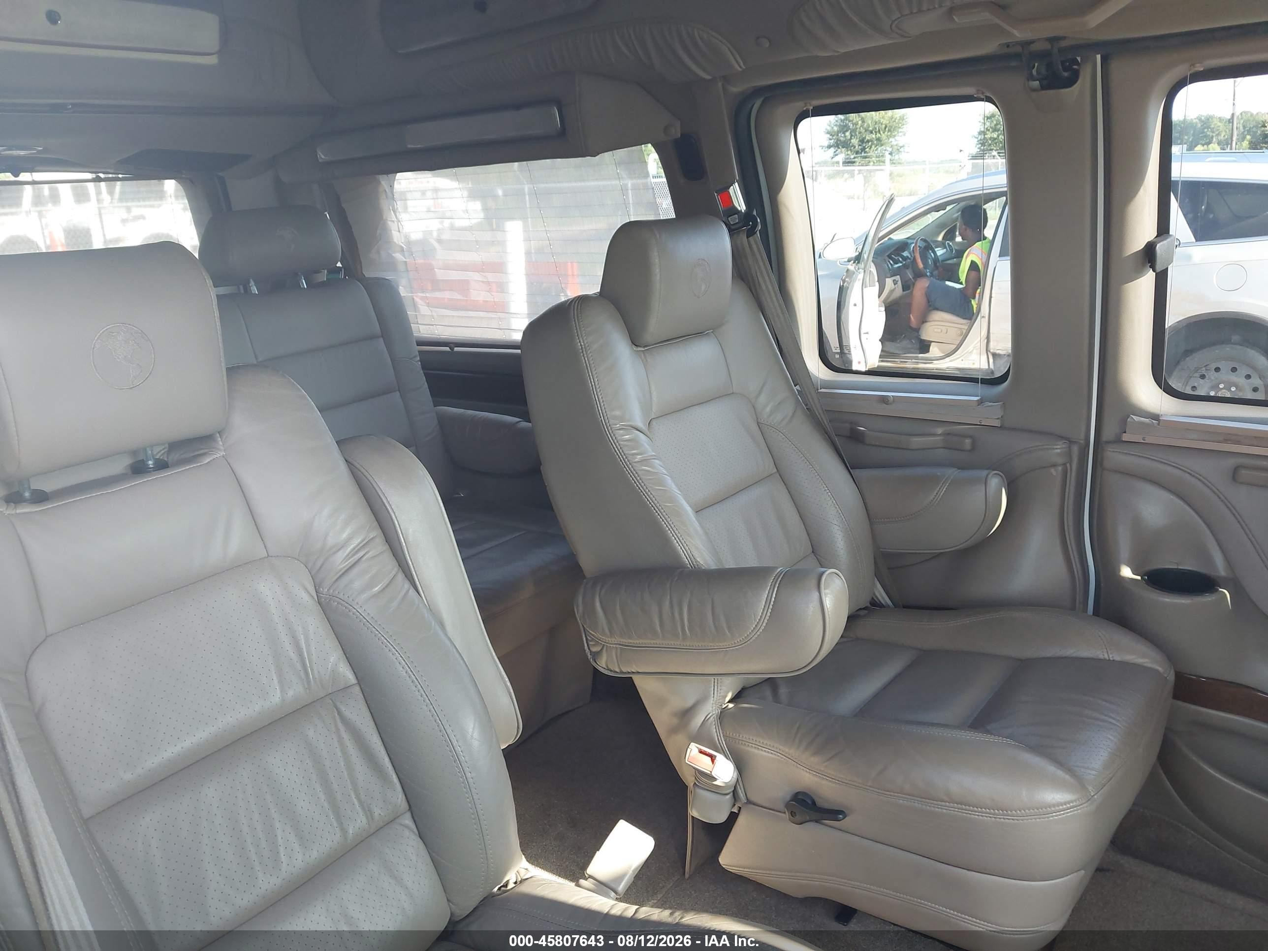 2011 Gmc Savana 1500 Upfitter White vin: 1GDS8DC4XB1182273