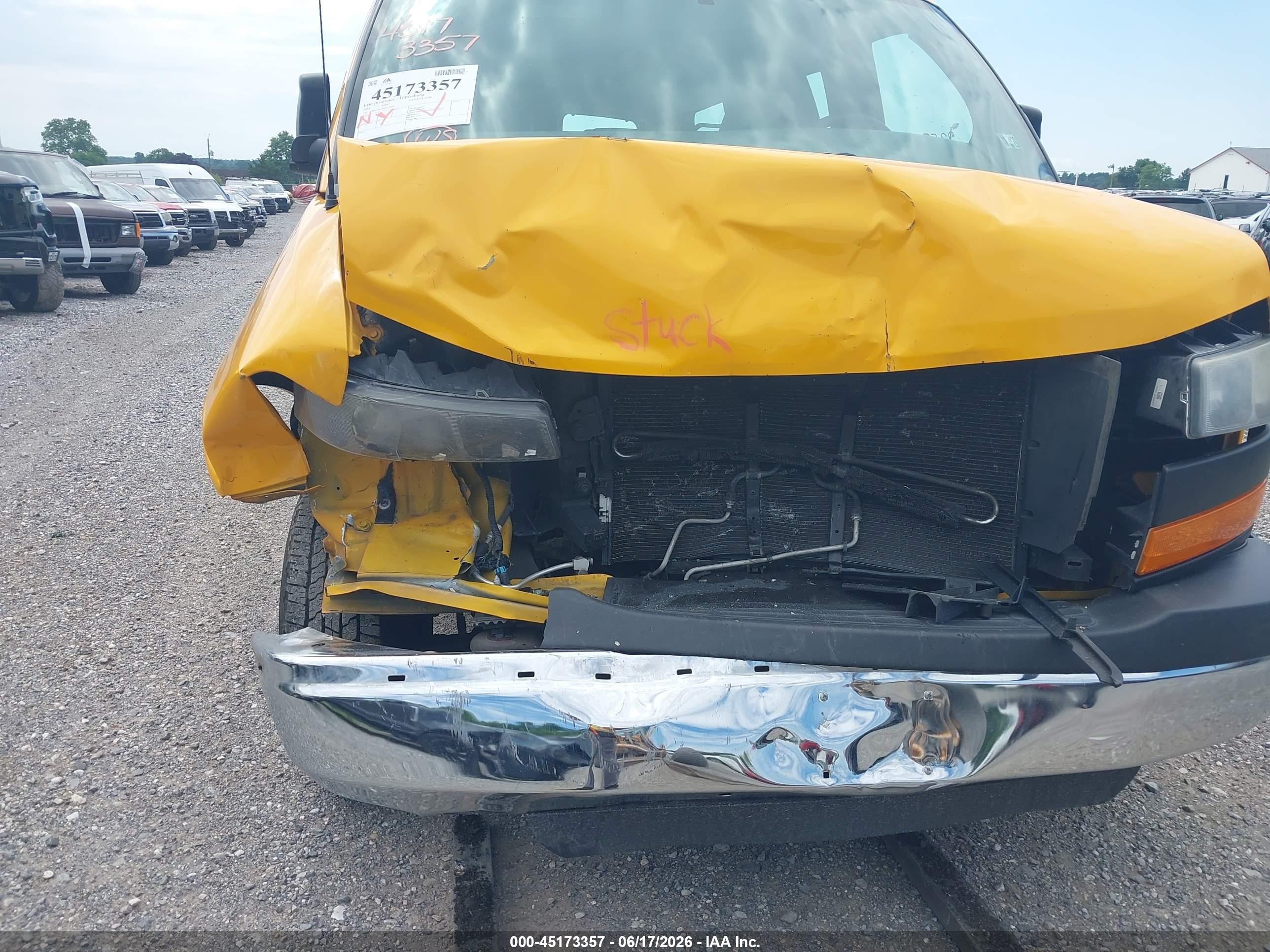 2013 Gmc Savana 2500 Work Van Yellow vin: 1GDW7HCG4D1119694