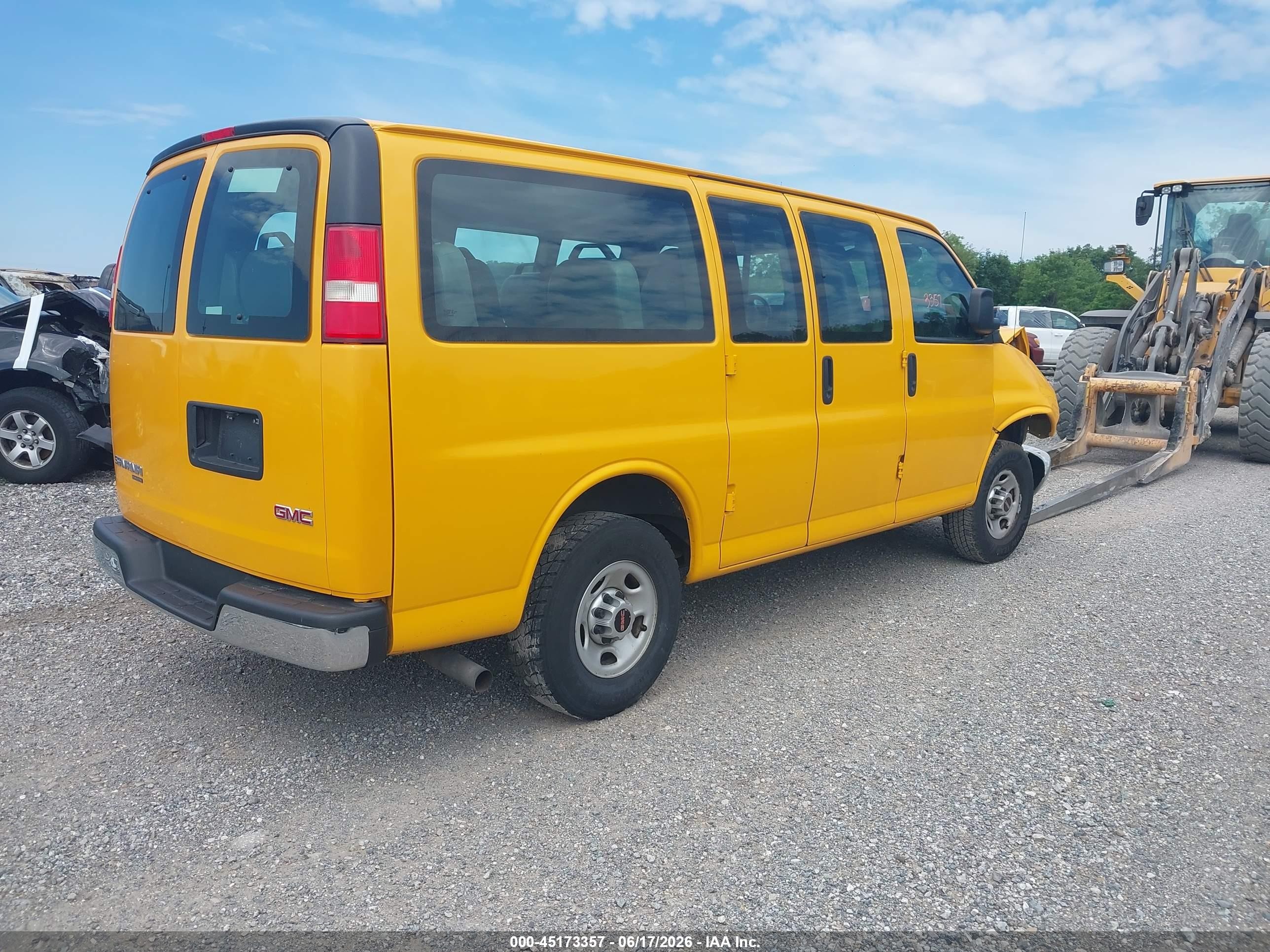 2013 Gmc Savana 2500 Work Van Yellow vin: 1GDW7HCG4D1119694