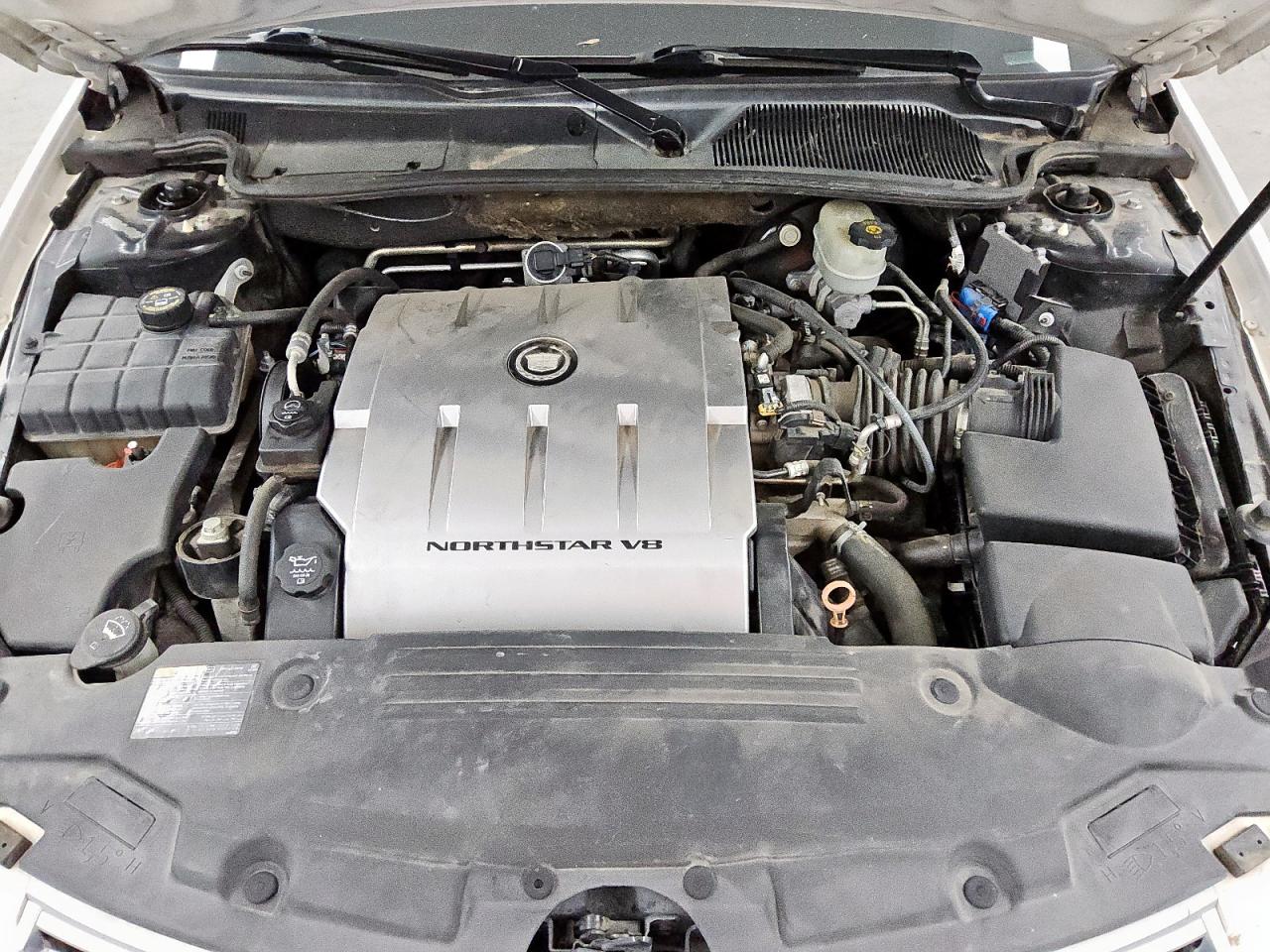 2011 Cadillac Professional Chassis White vin: 1GE7K9C65BU600027