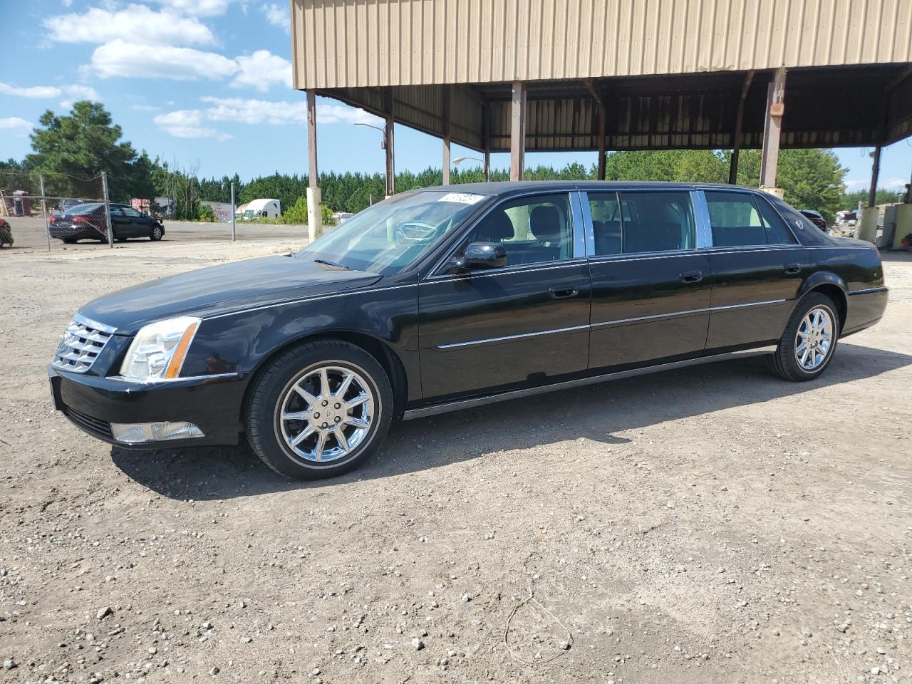 2011 Cadillac Professional Chassis Black vin: 1GE7K9C66BU600117