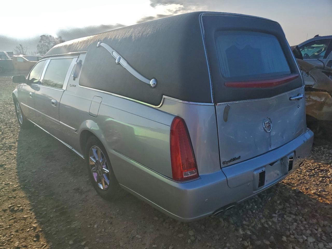 2011 Cadillac Professional Chassis Silver vin: 1GE7K9C66BU600280