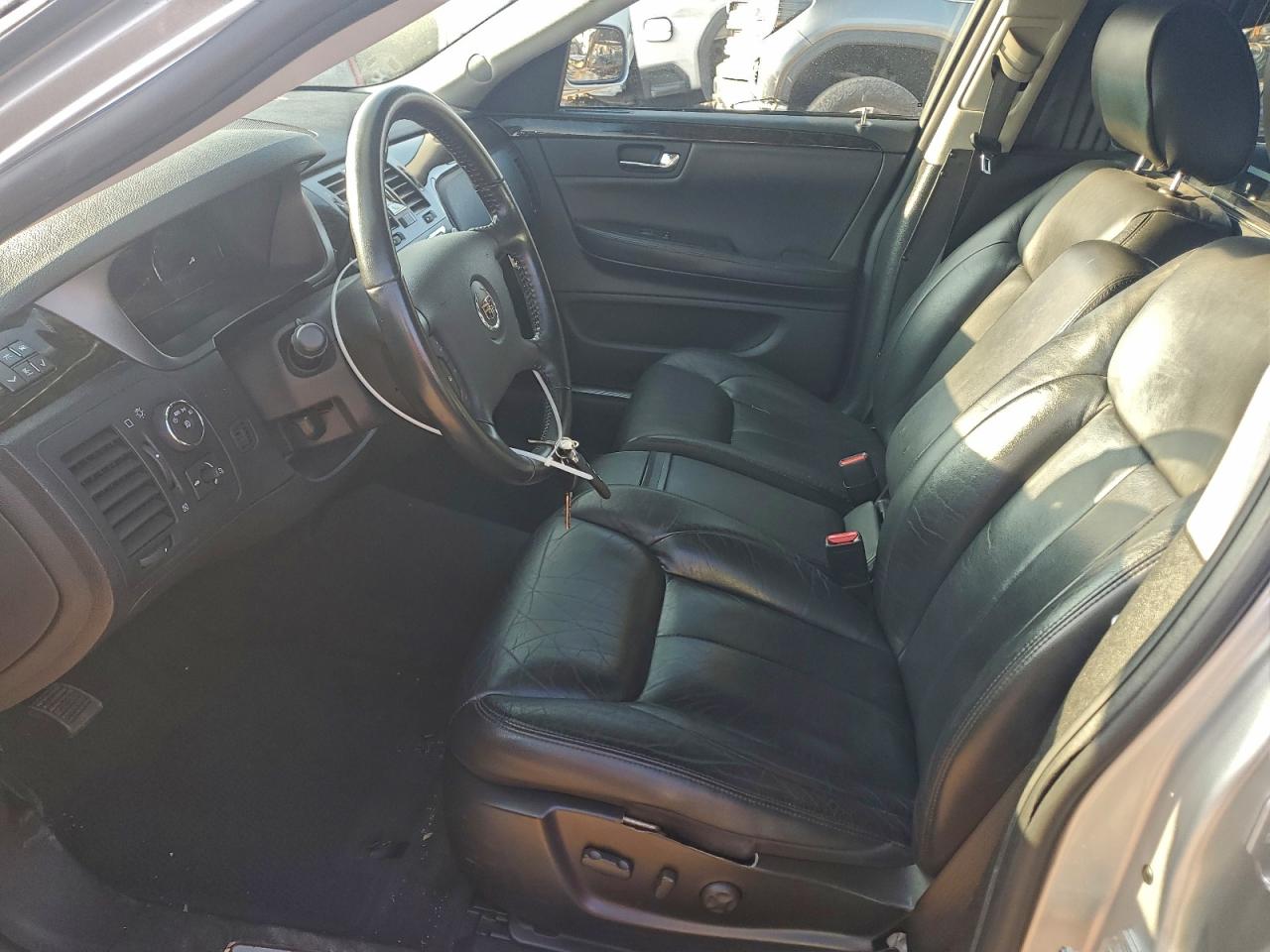 2011 Cadillac Professional Chassis Silver vin: 1GE7K9C66BU600280