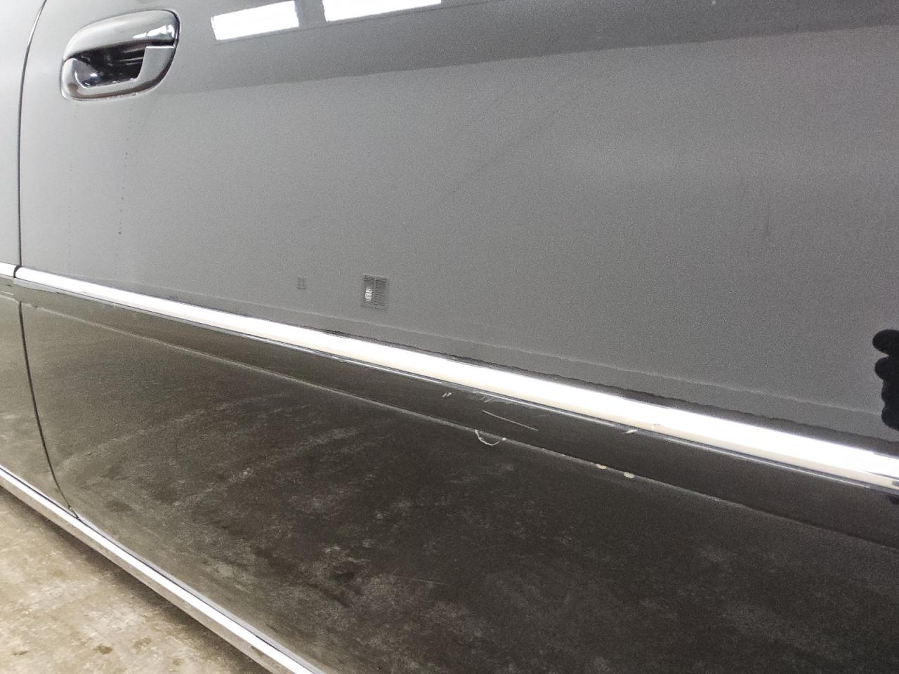 2011 Cadillac Professional Chassis Black vin: 1GE8K9C63BU550314 Damage: Right Front Door, Chipped, 3