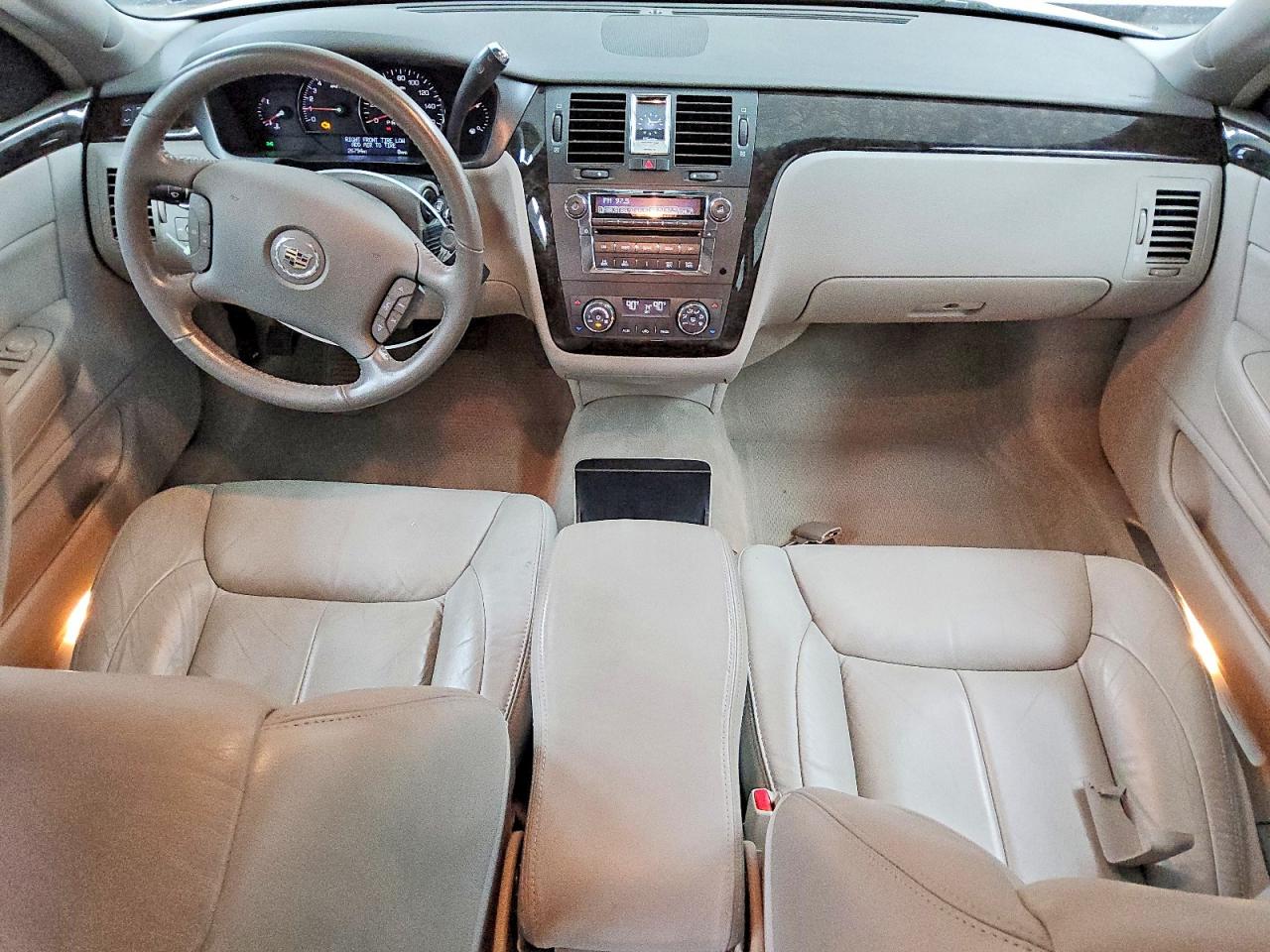 2011 Cadillac Professional Chassis White vin: 1GE8K9C69BU550379