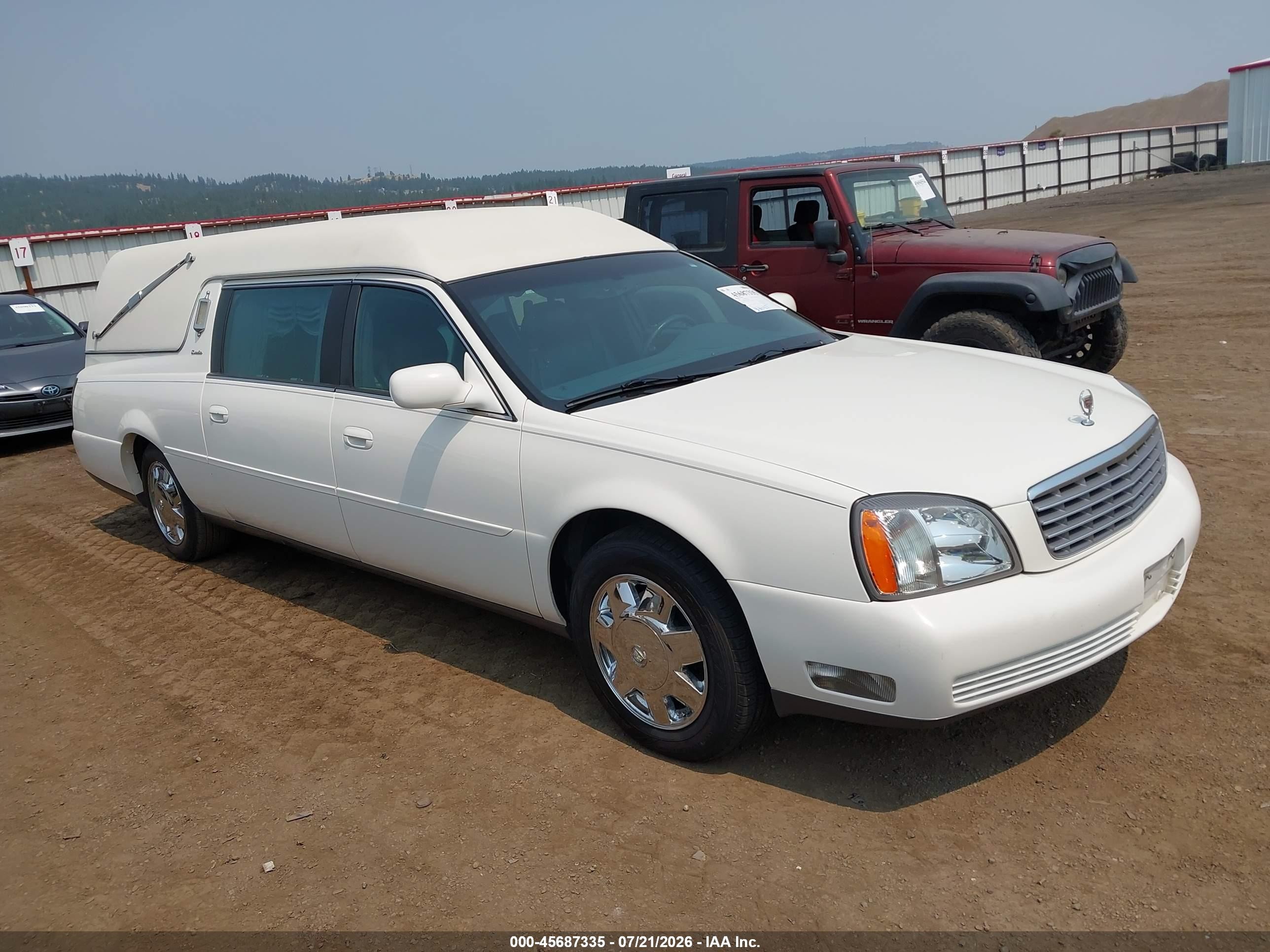 2005 Cadillac Deville Professional   White vin: 1GEEH00Y05U500560